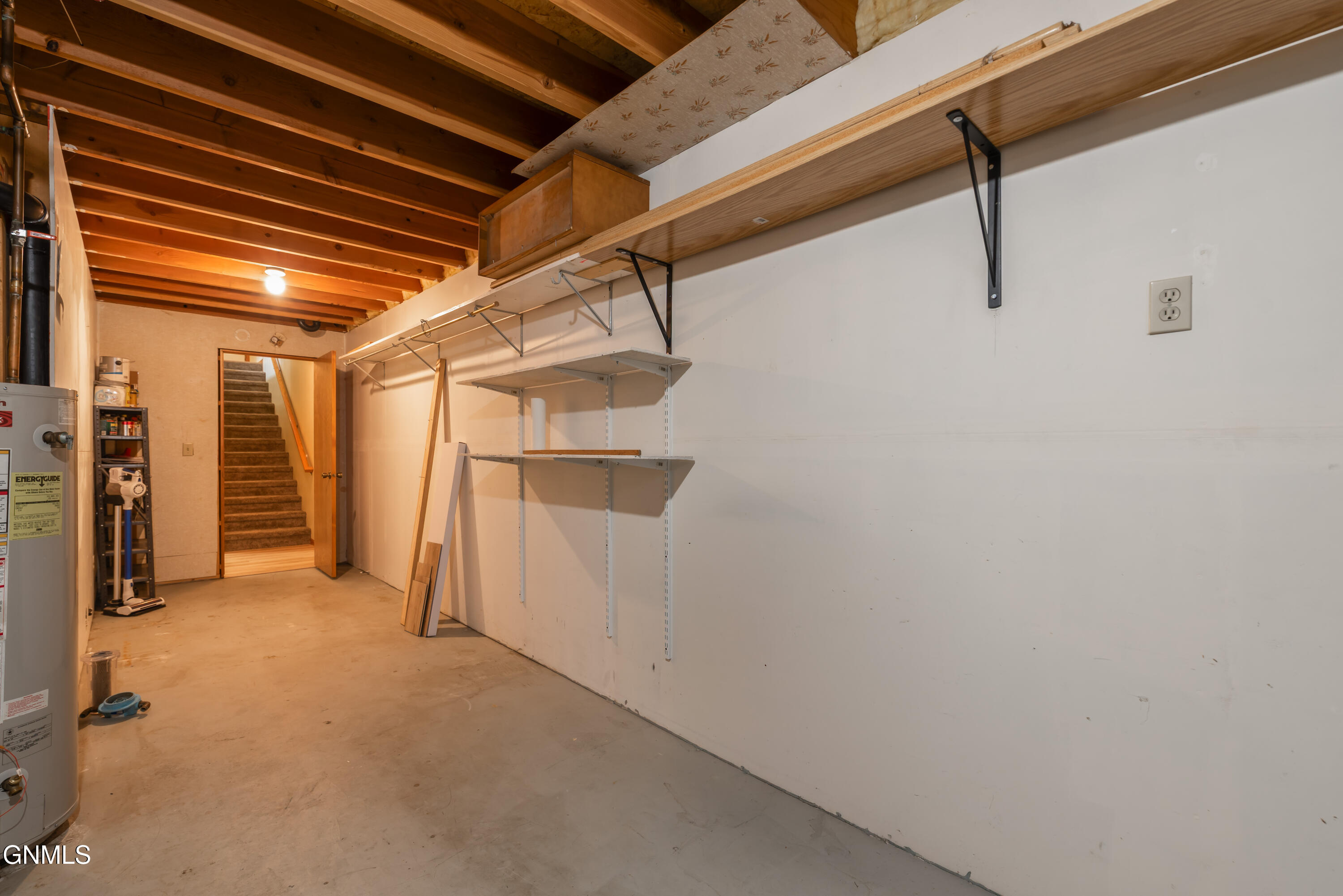 property viewer photo 25