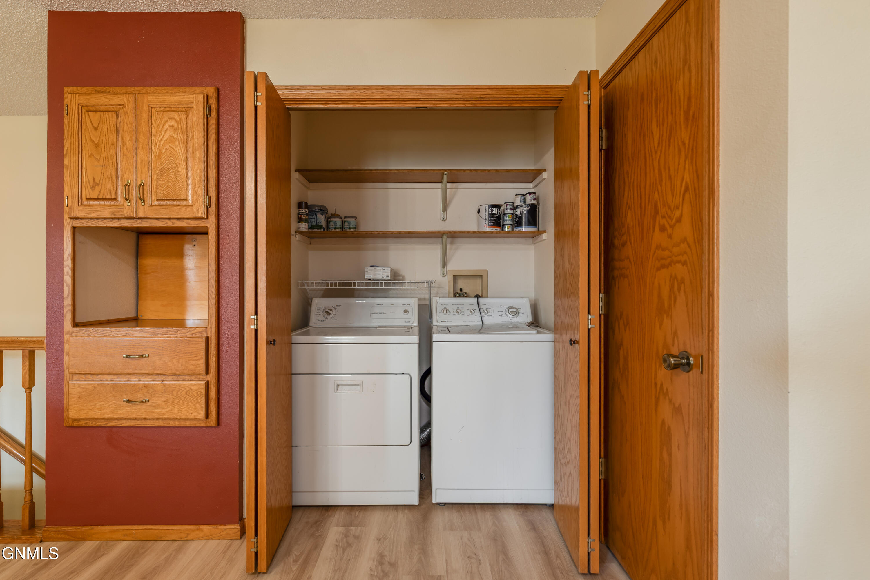 property viewer photo 8
