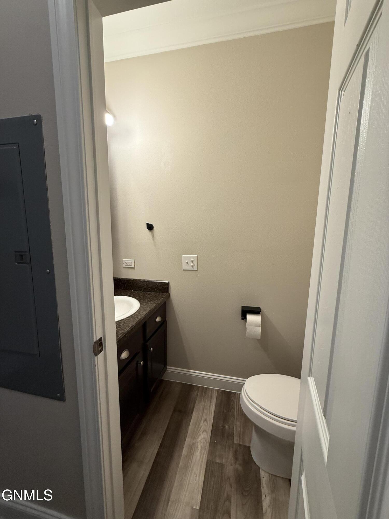 main property photo 5