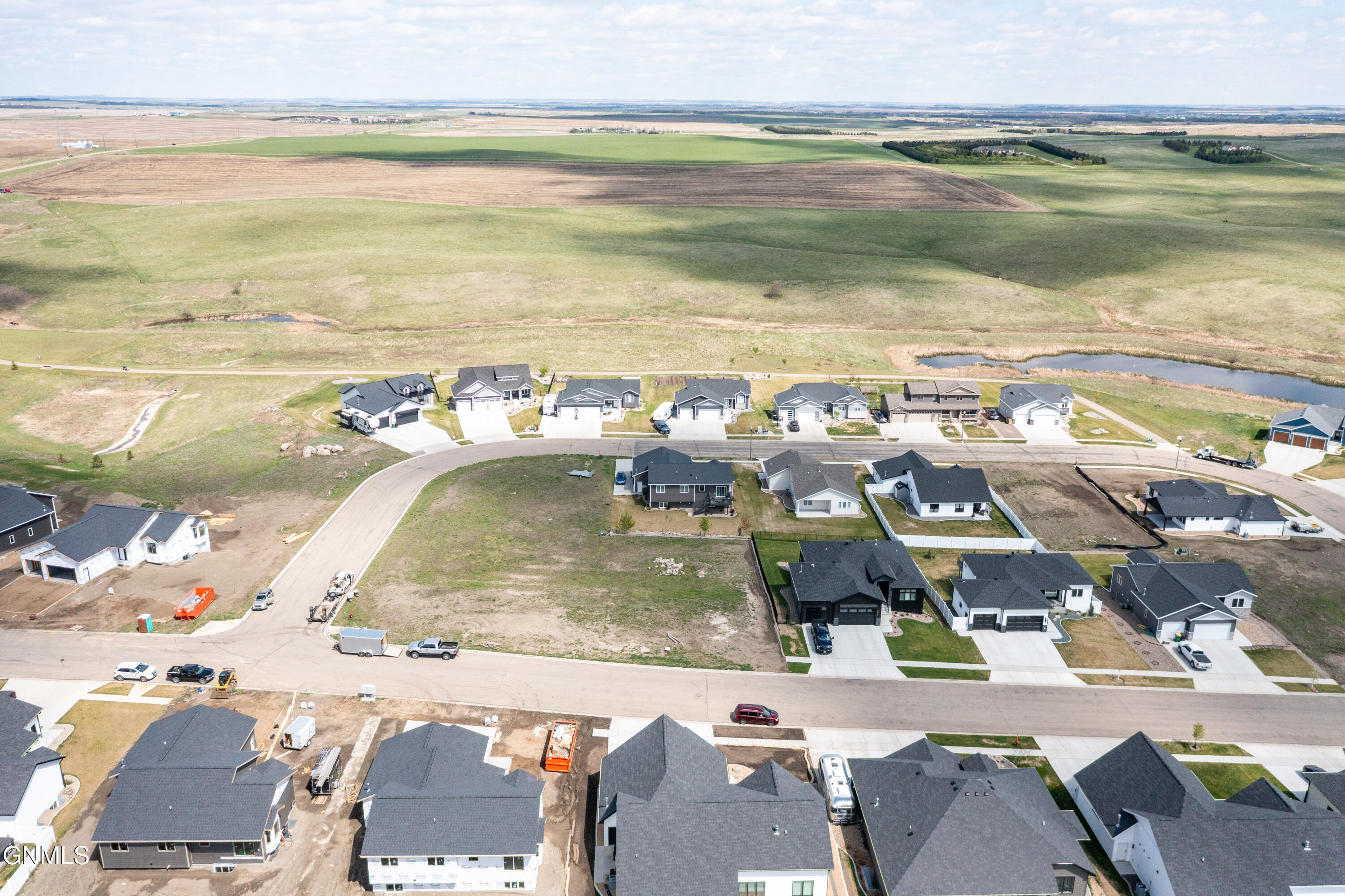 main property photo 6