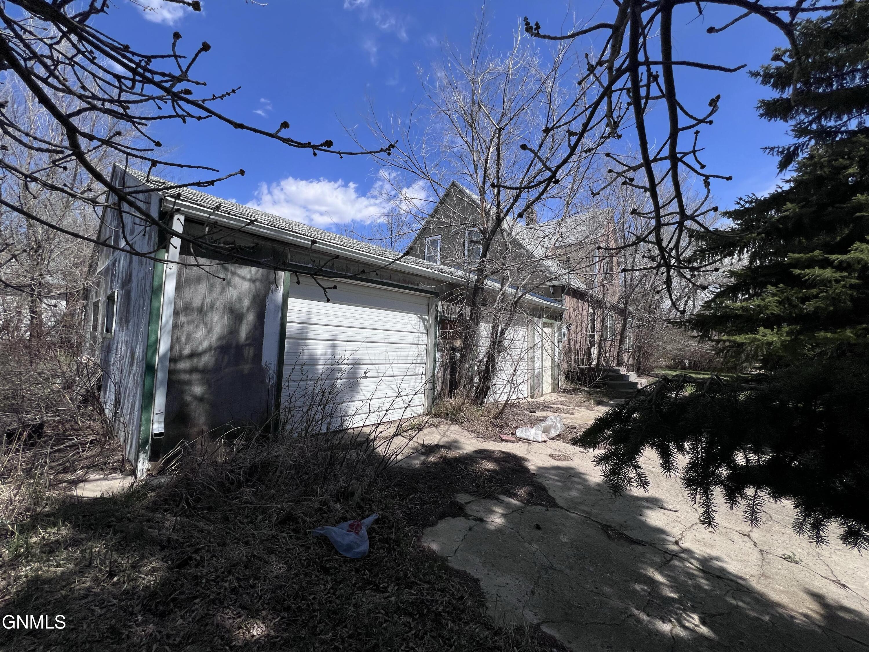 property viewer photo 5