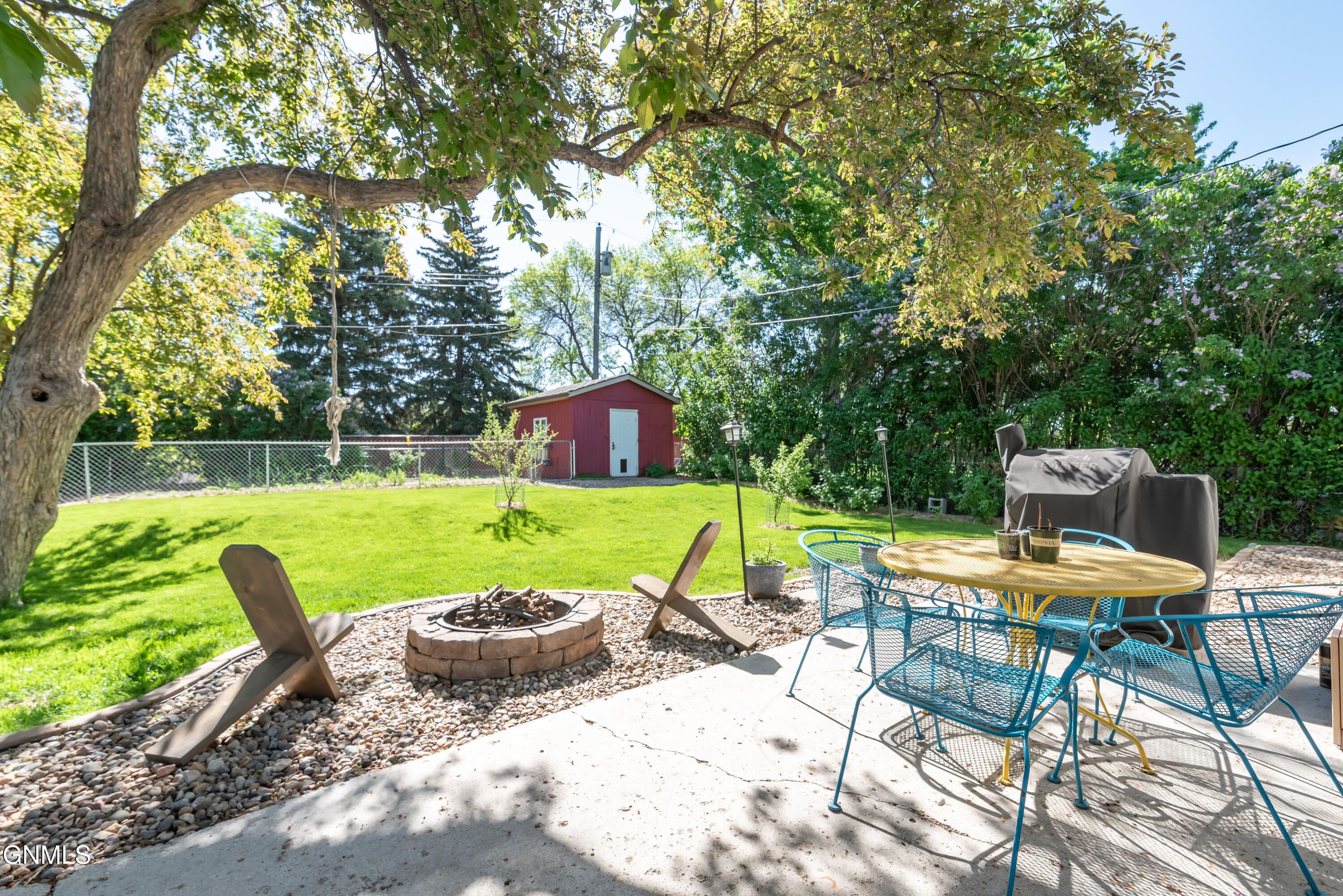 property viewer photo 19