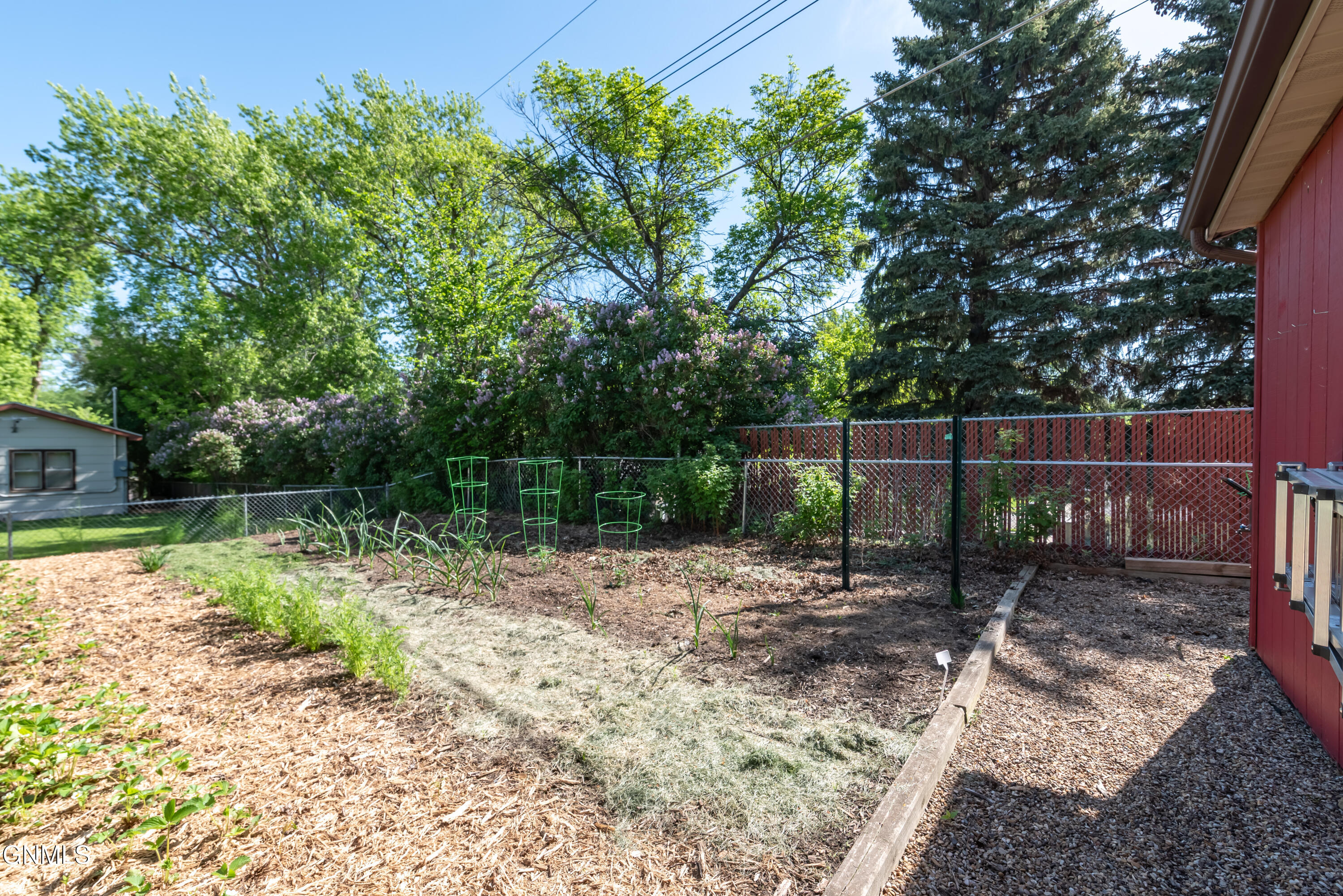 property viewer photo 28