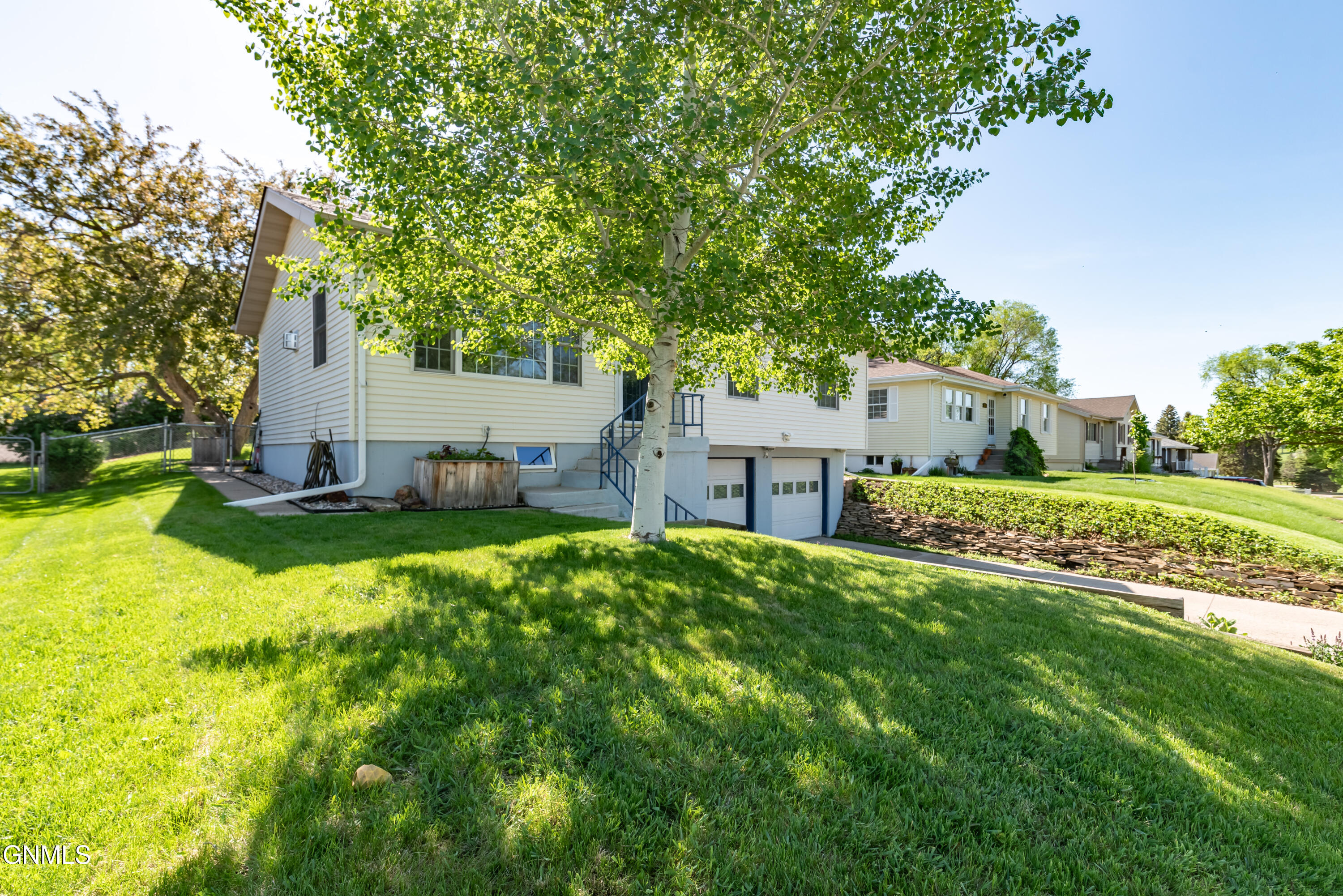 property viewer photo 31