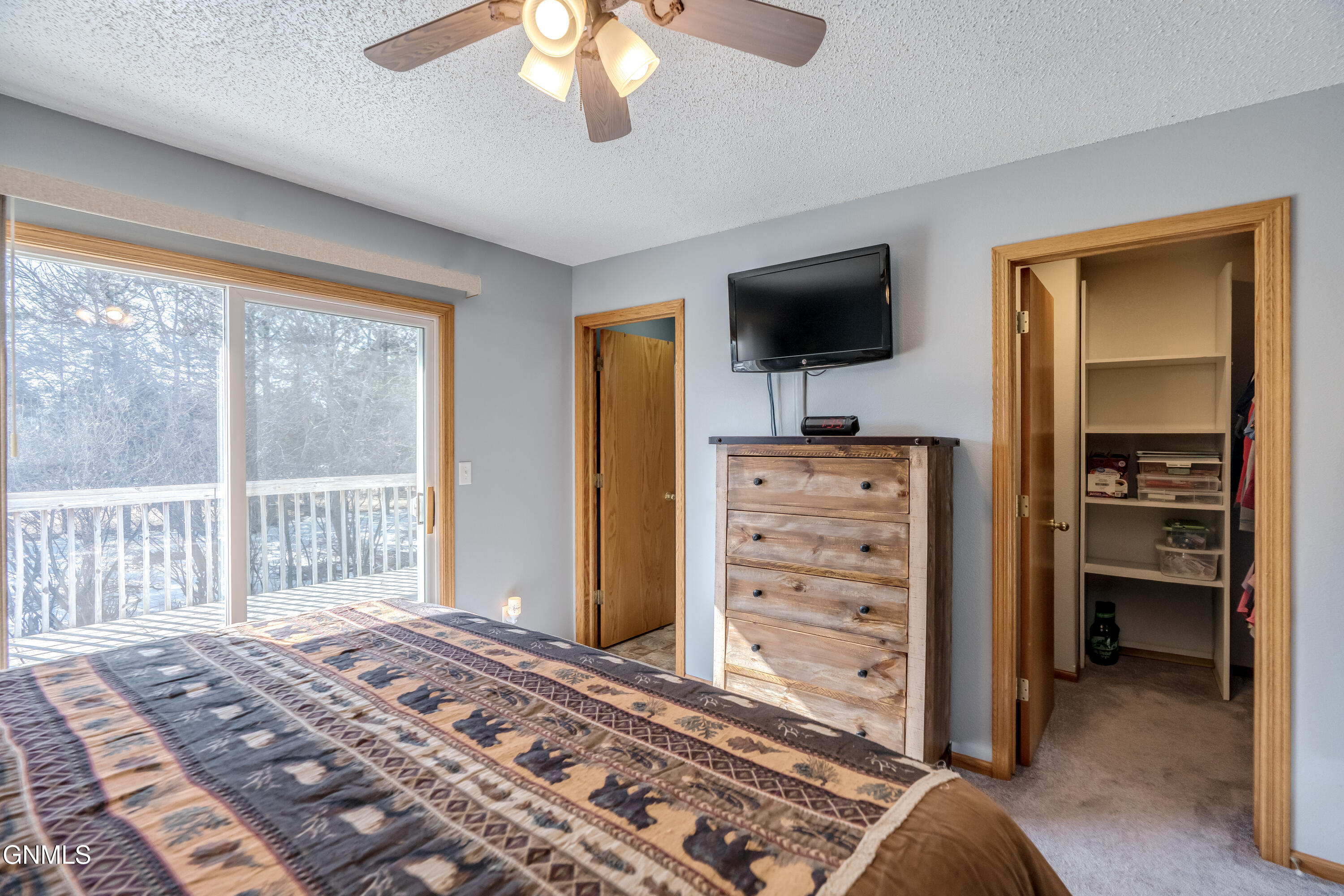 property viewer photo 23