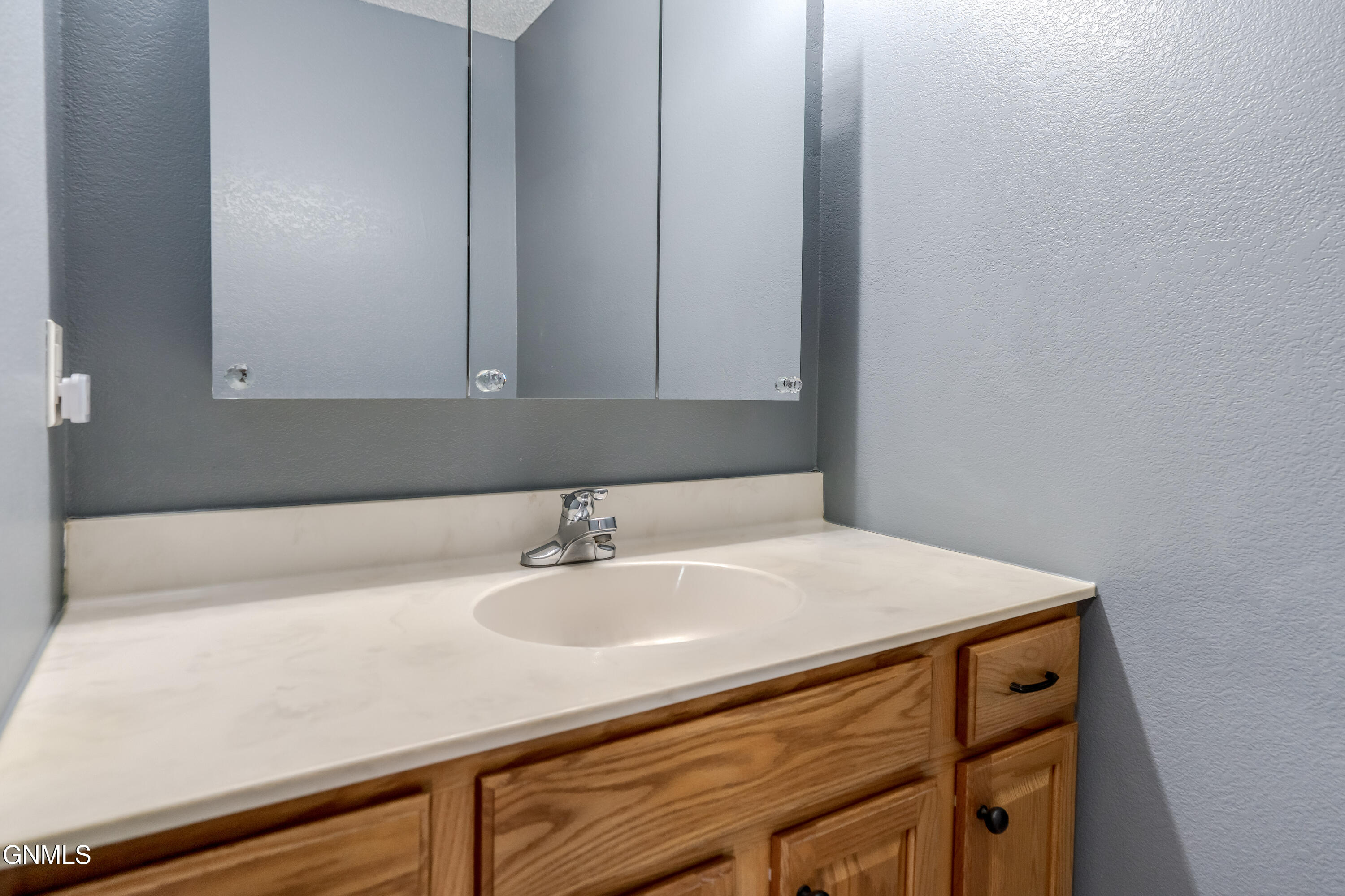 property viewer photo 26