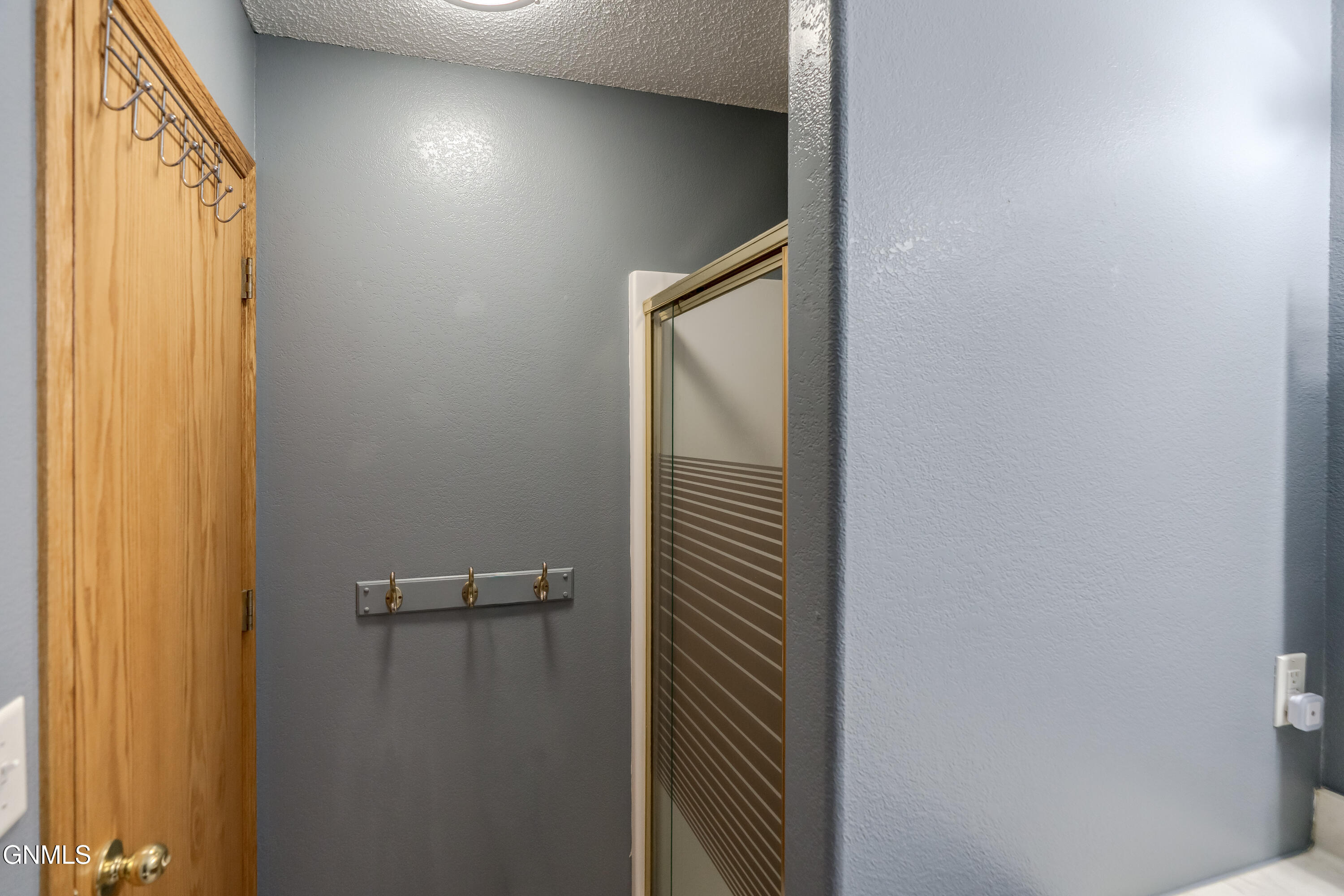 property viewer photo 27