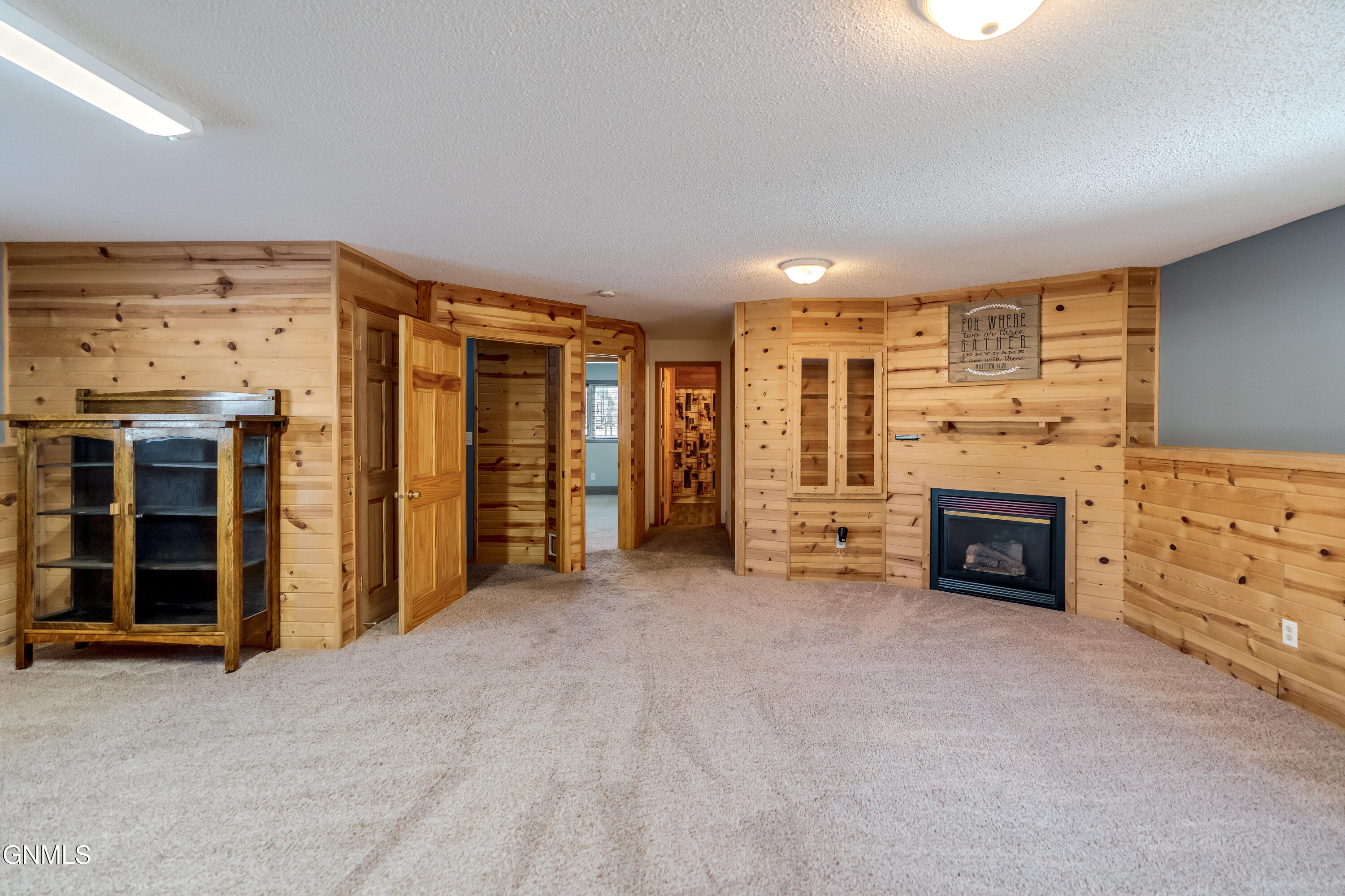 property viewer photo 32