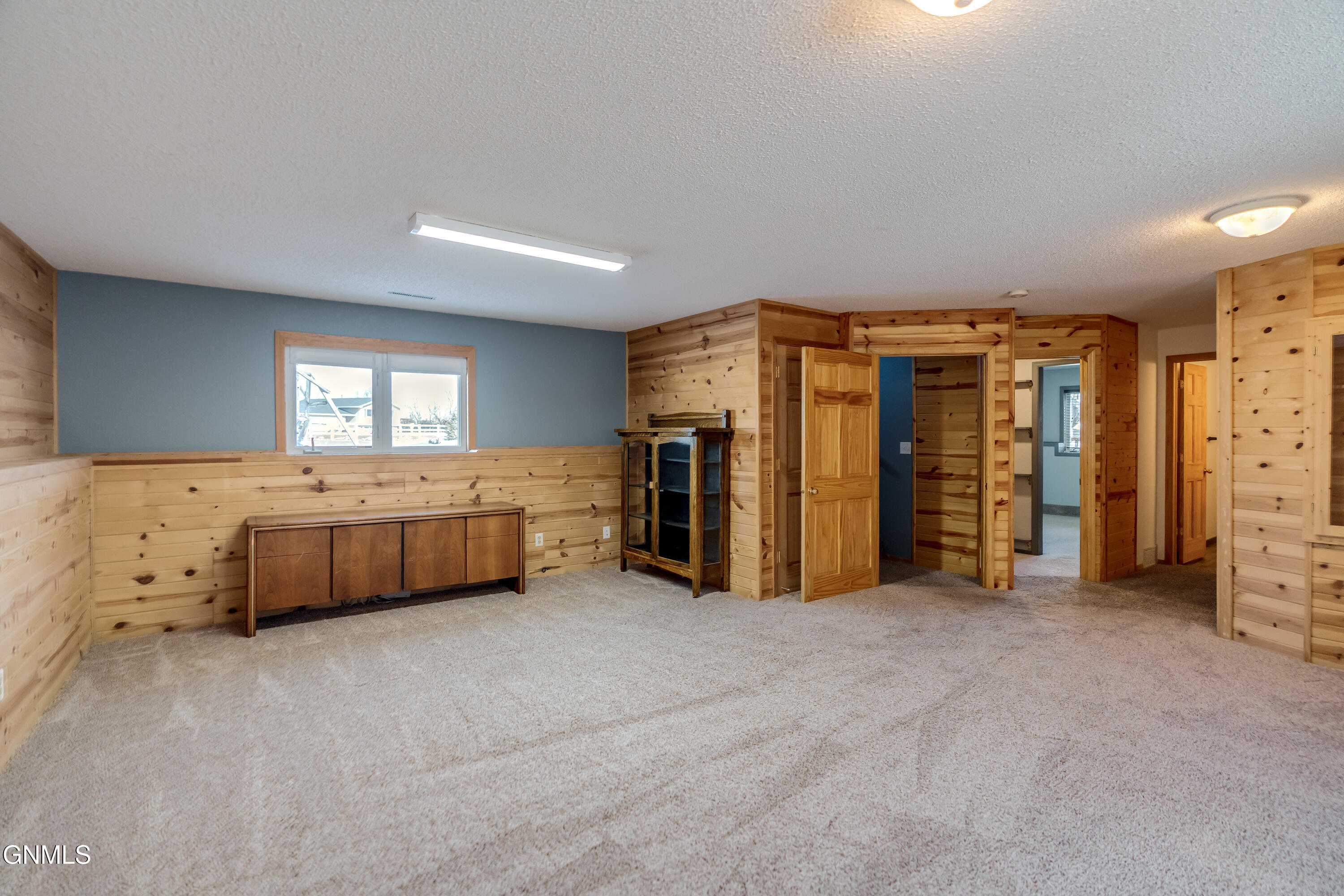 property viewer photo 33