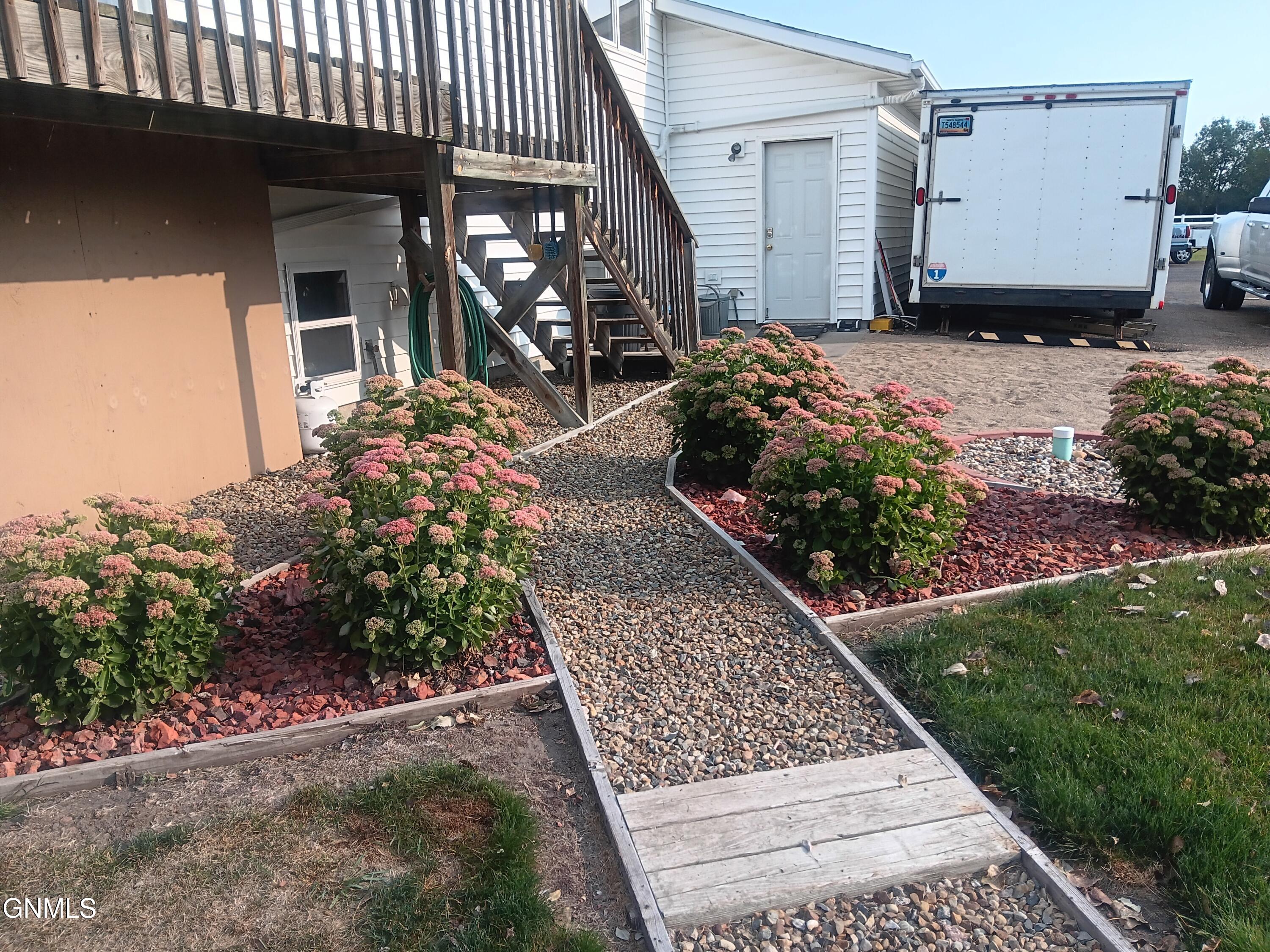 property viewer photo 51