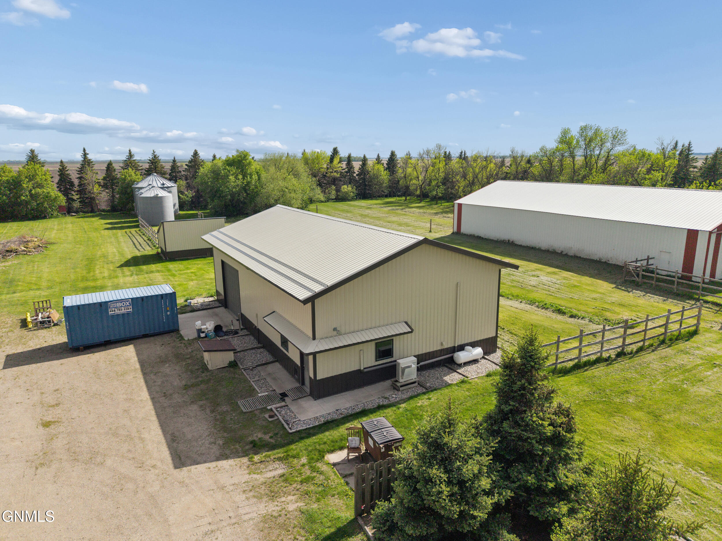 main property photo 95