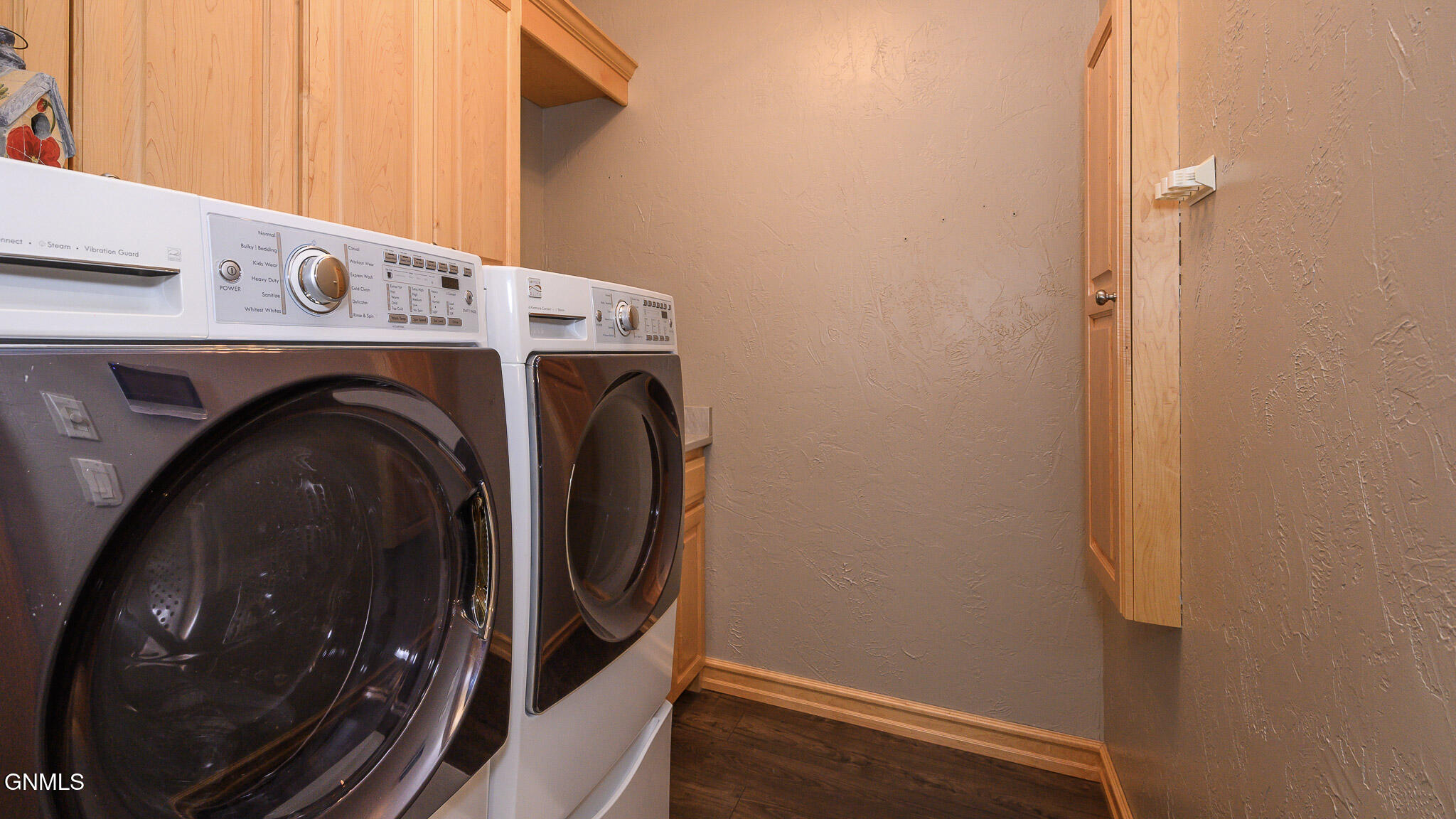 main property photo 59