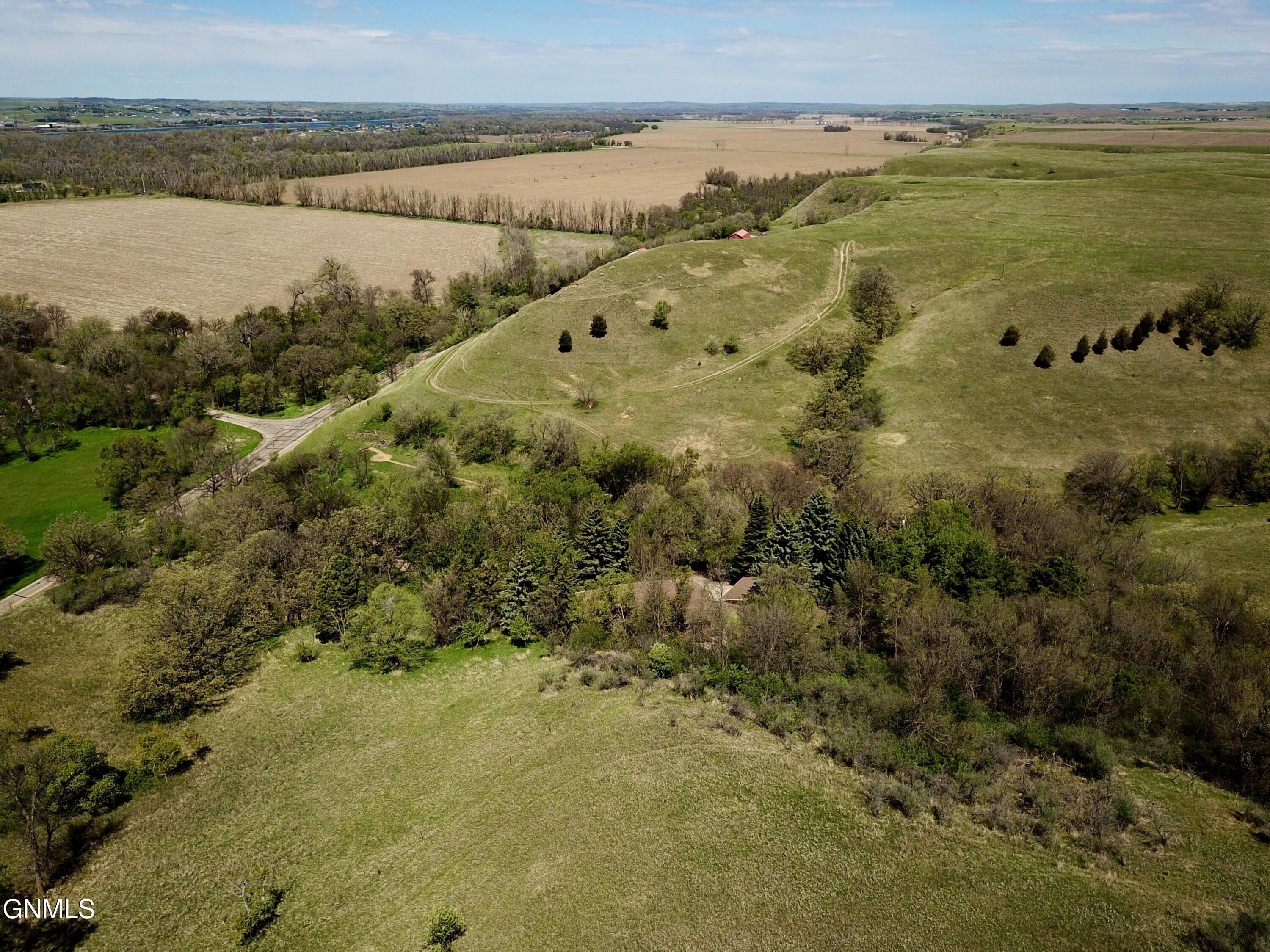 main property photo 58