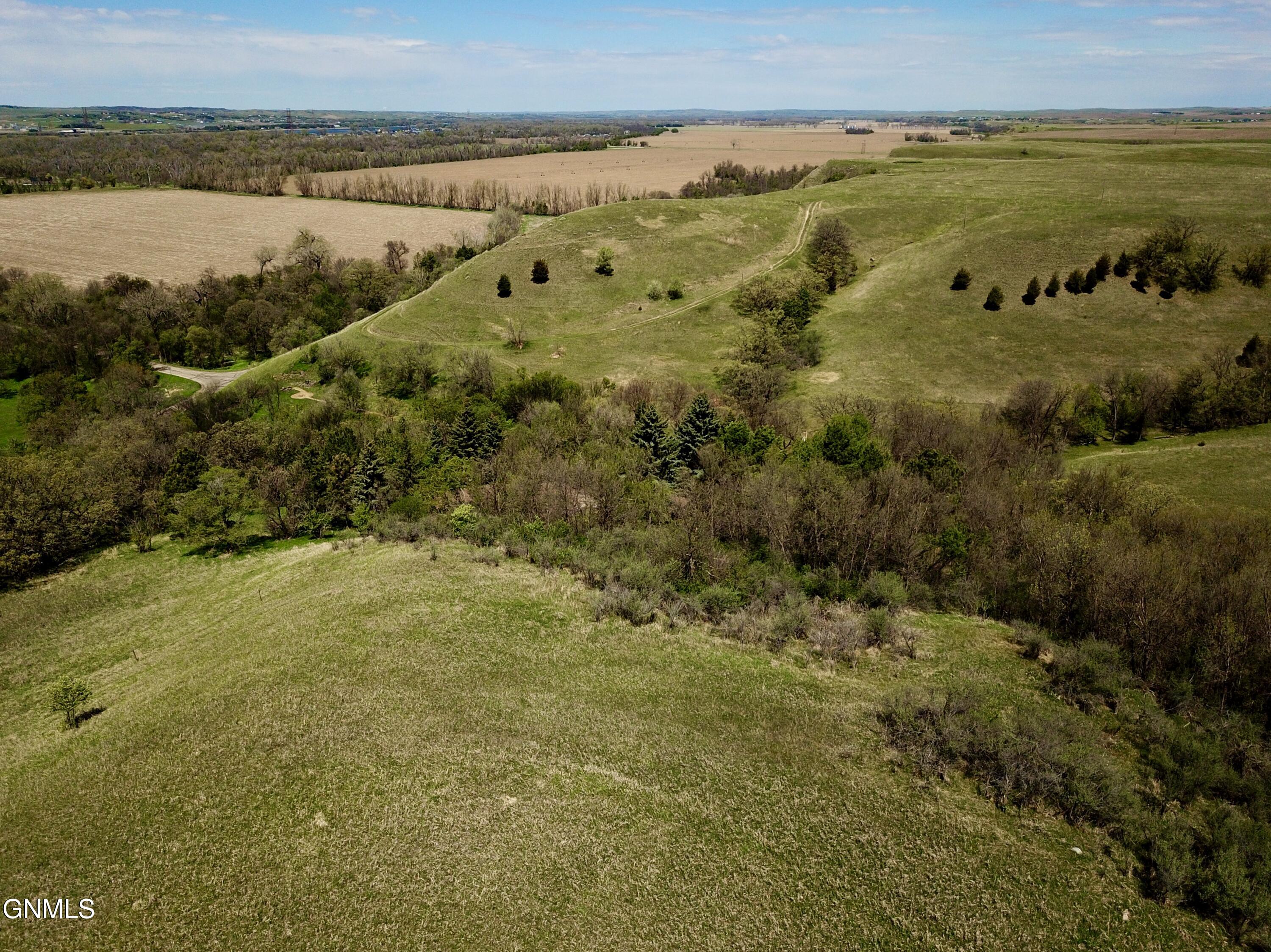 main property photo 59