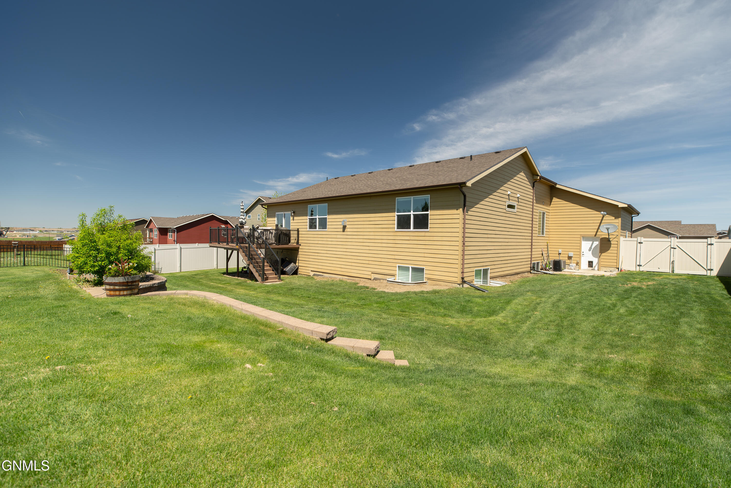 main property photo 53
