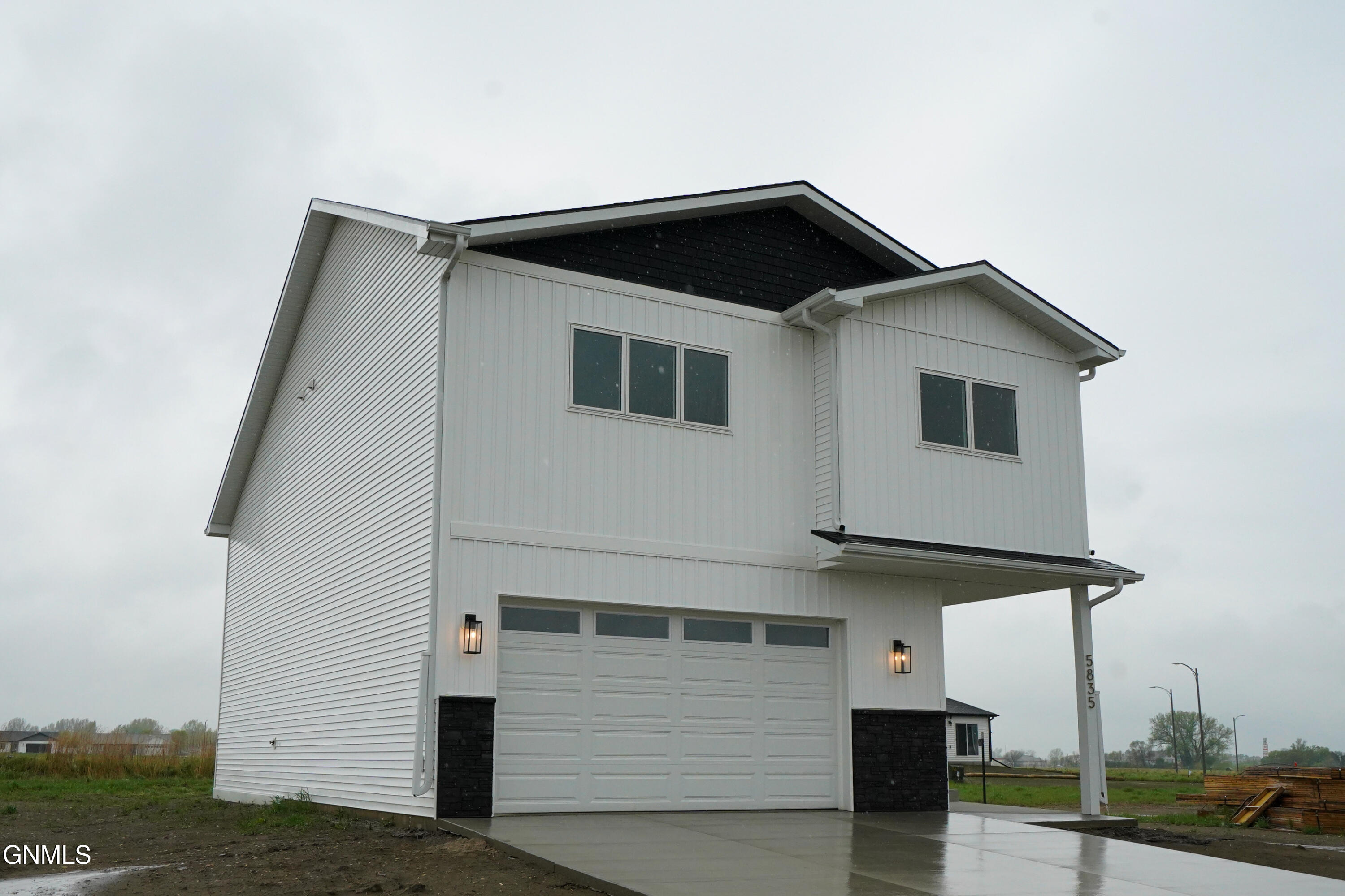 property viewer photo 1
