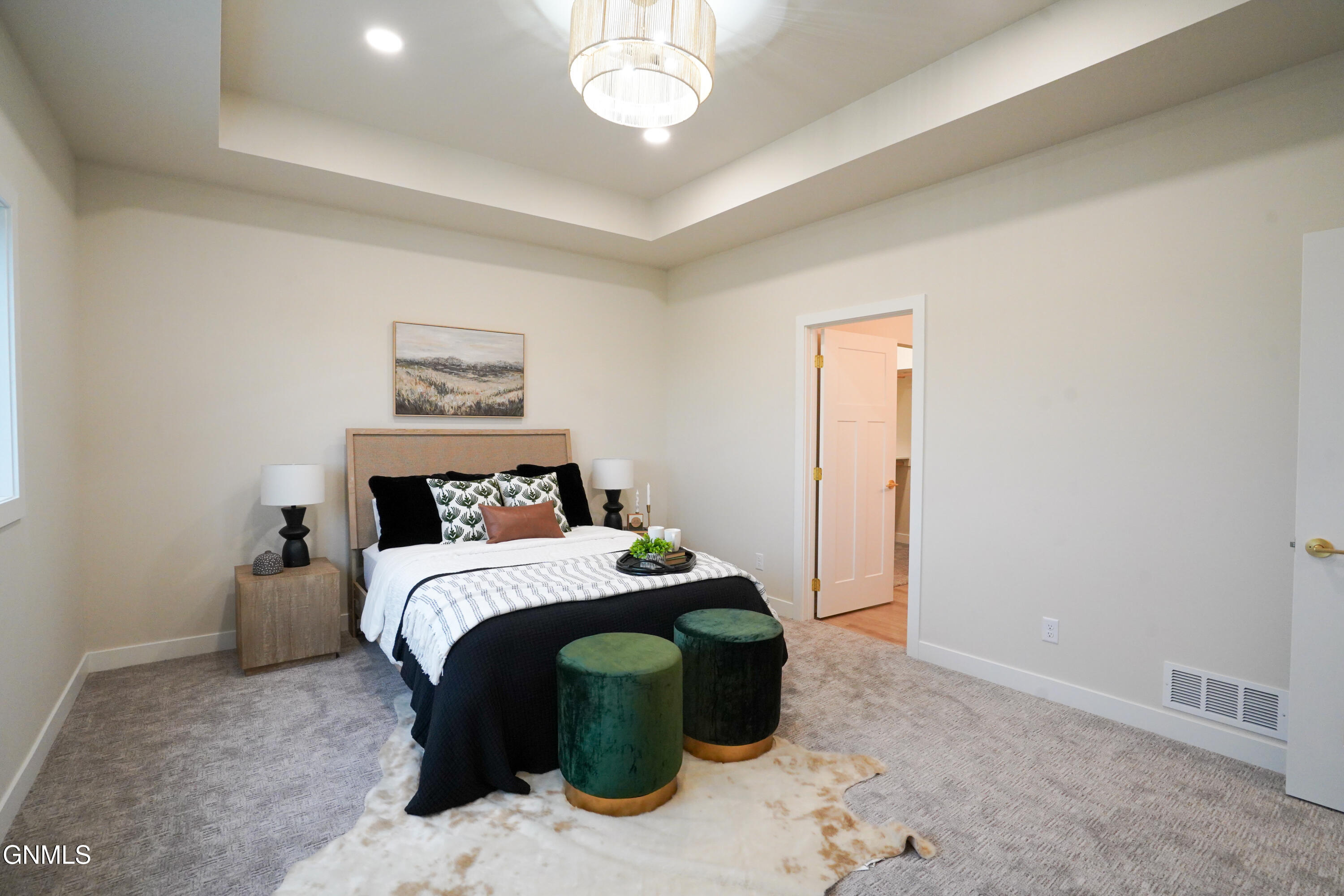 property viewer photo 22