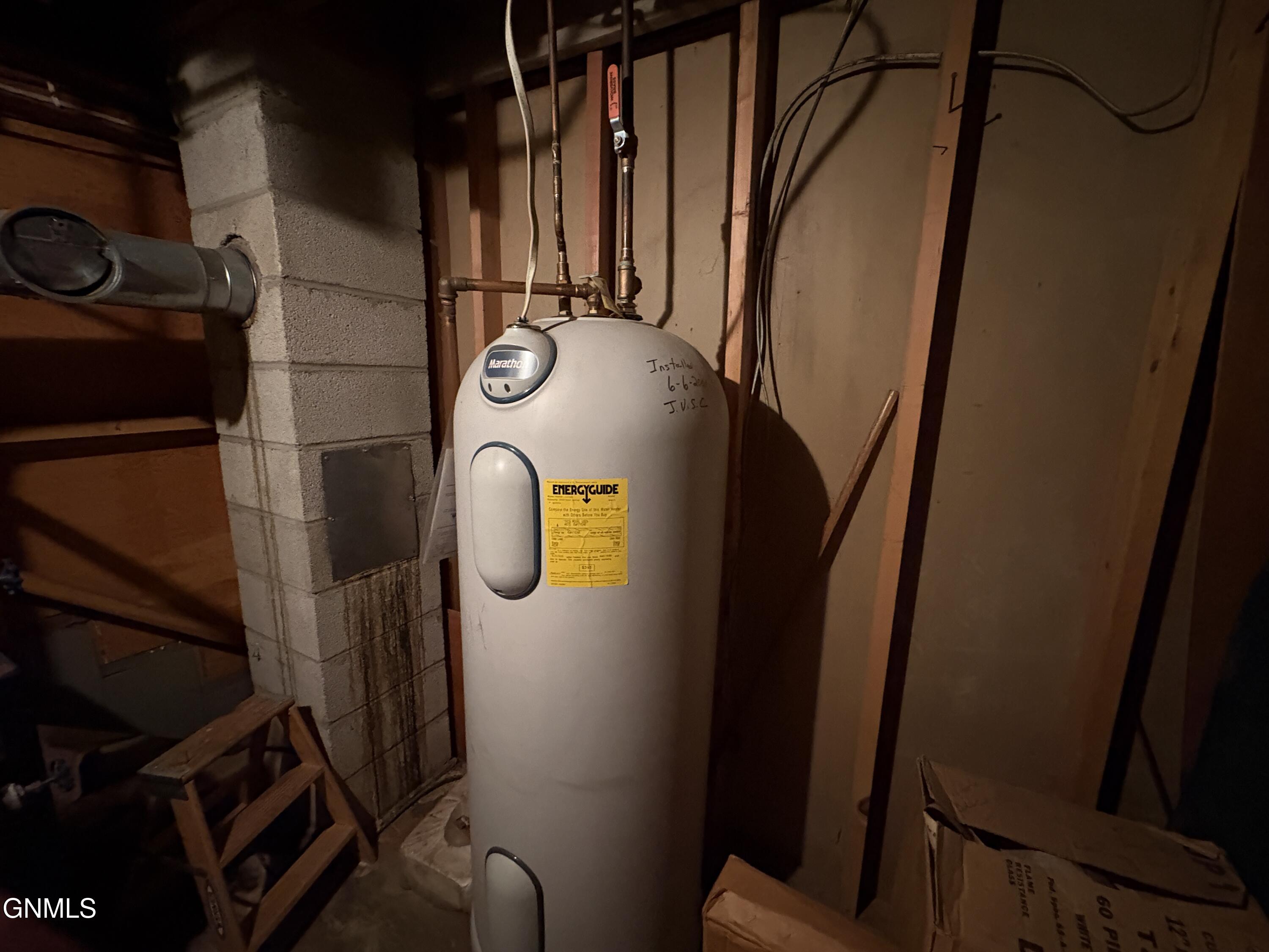 main property photo 18