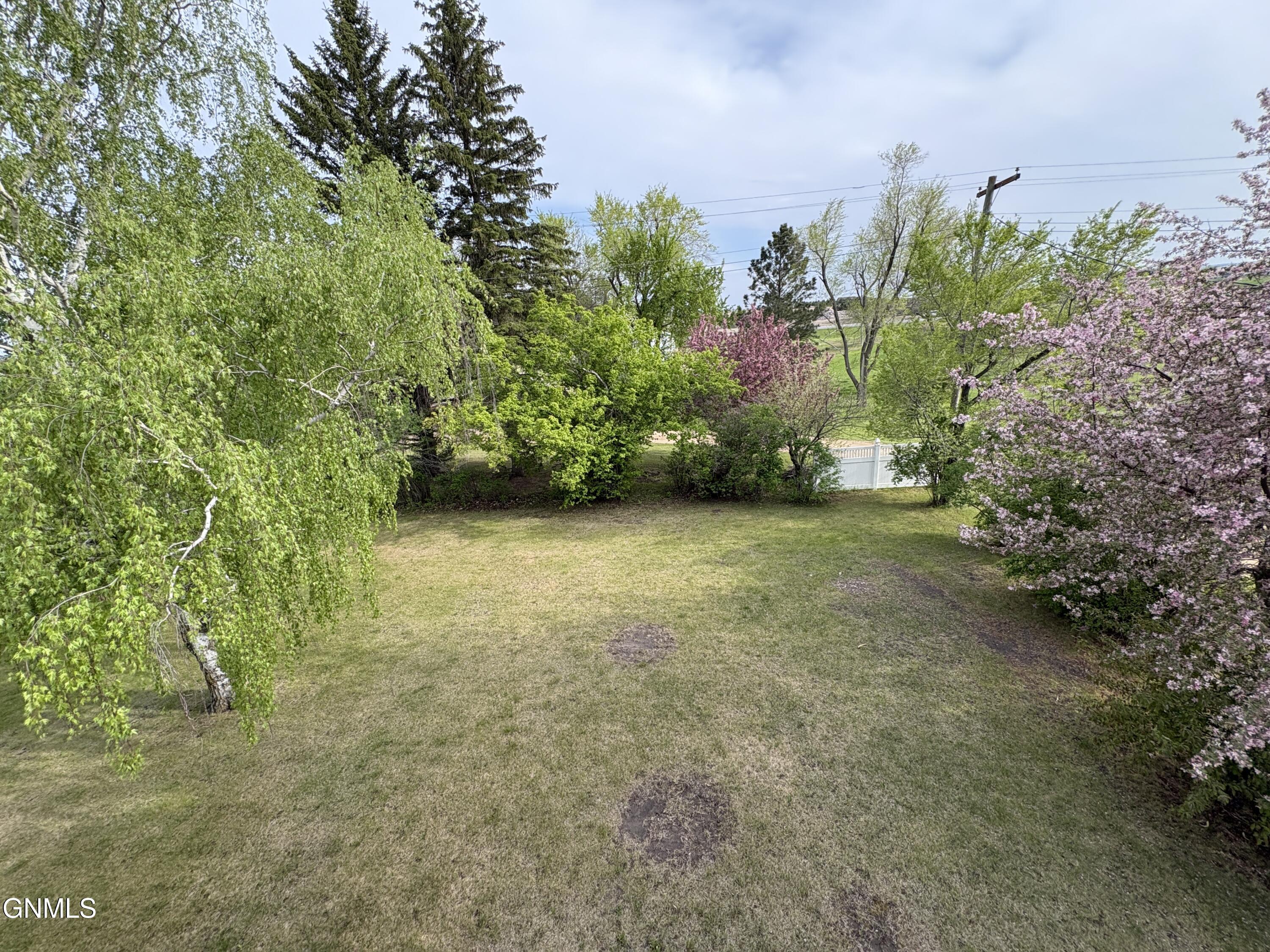 main property photo 59