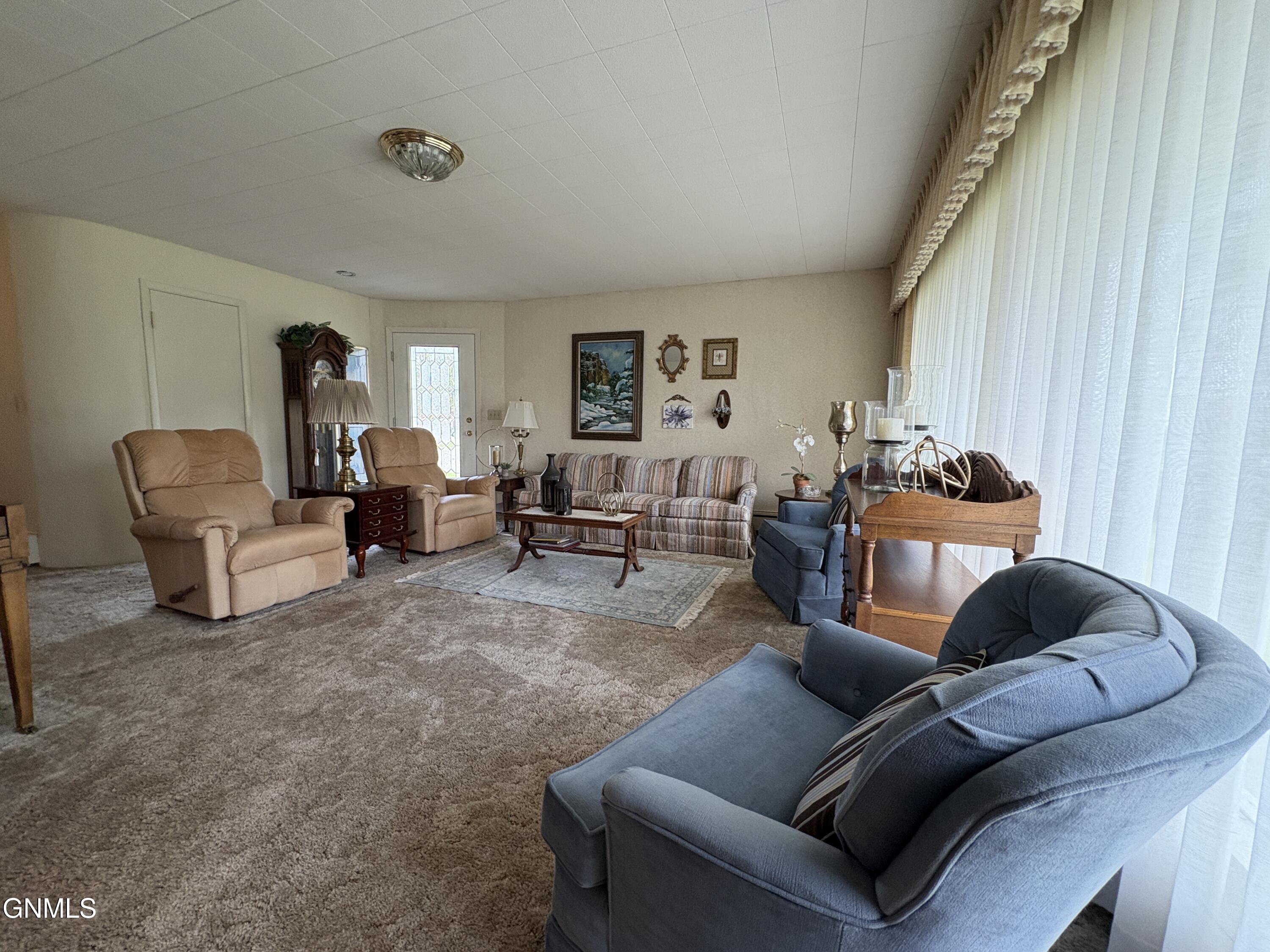 main property photo 70