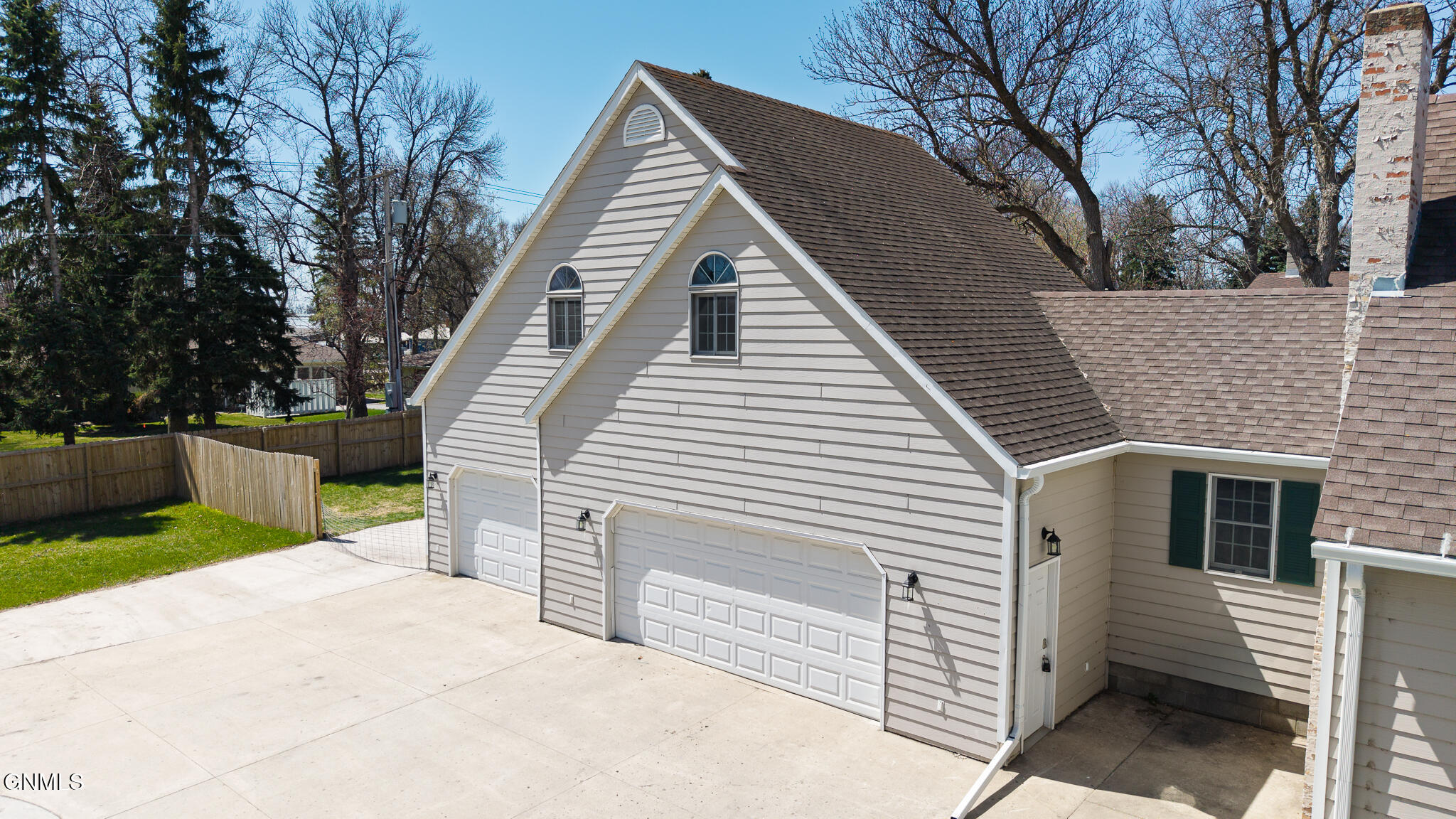 main property photo 58