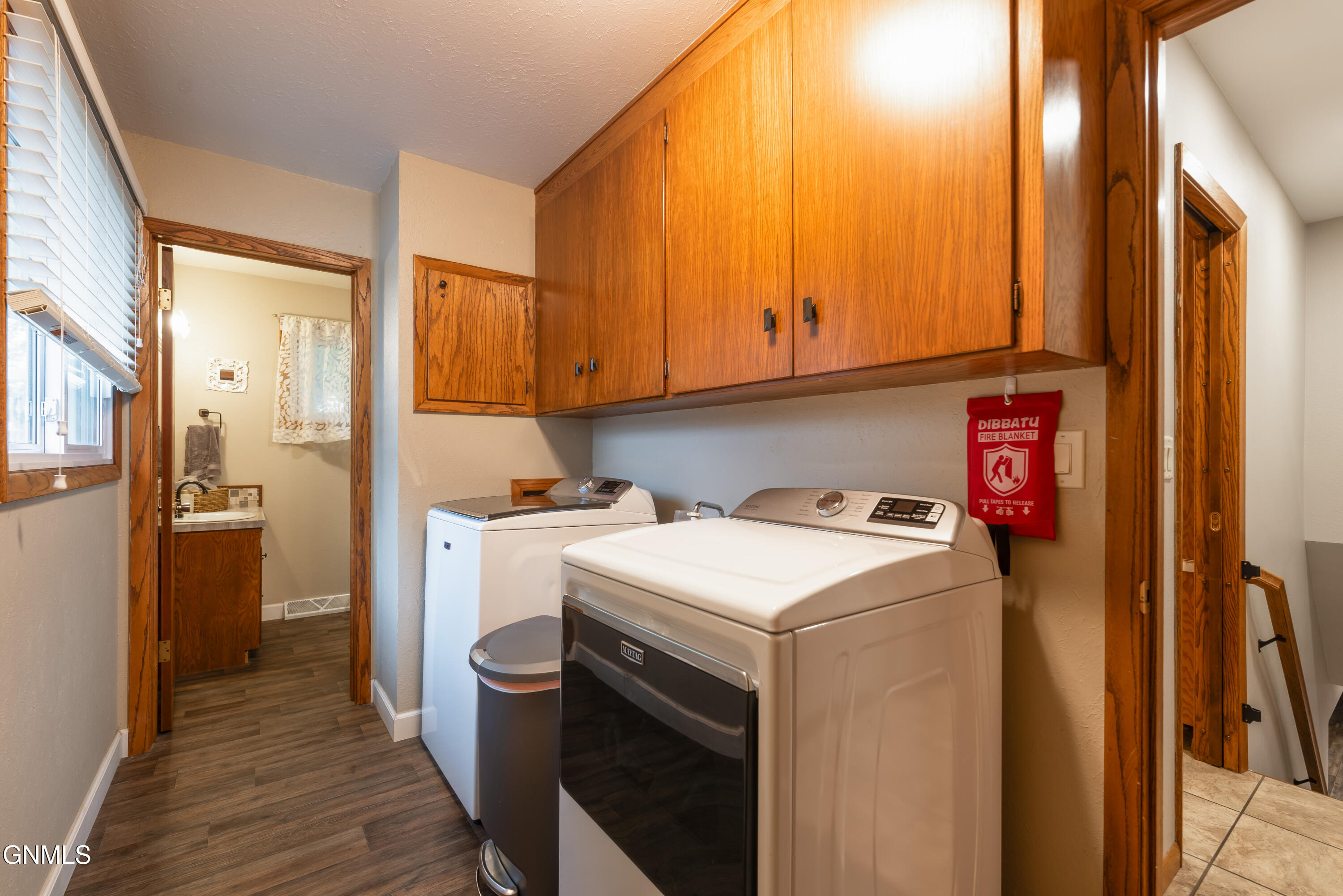 property viewer photo 12