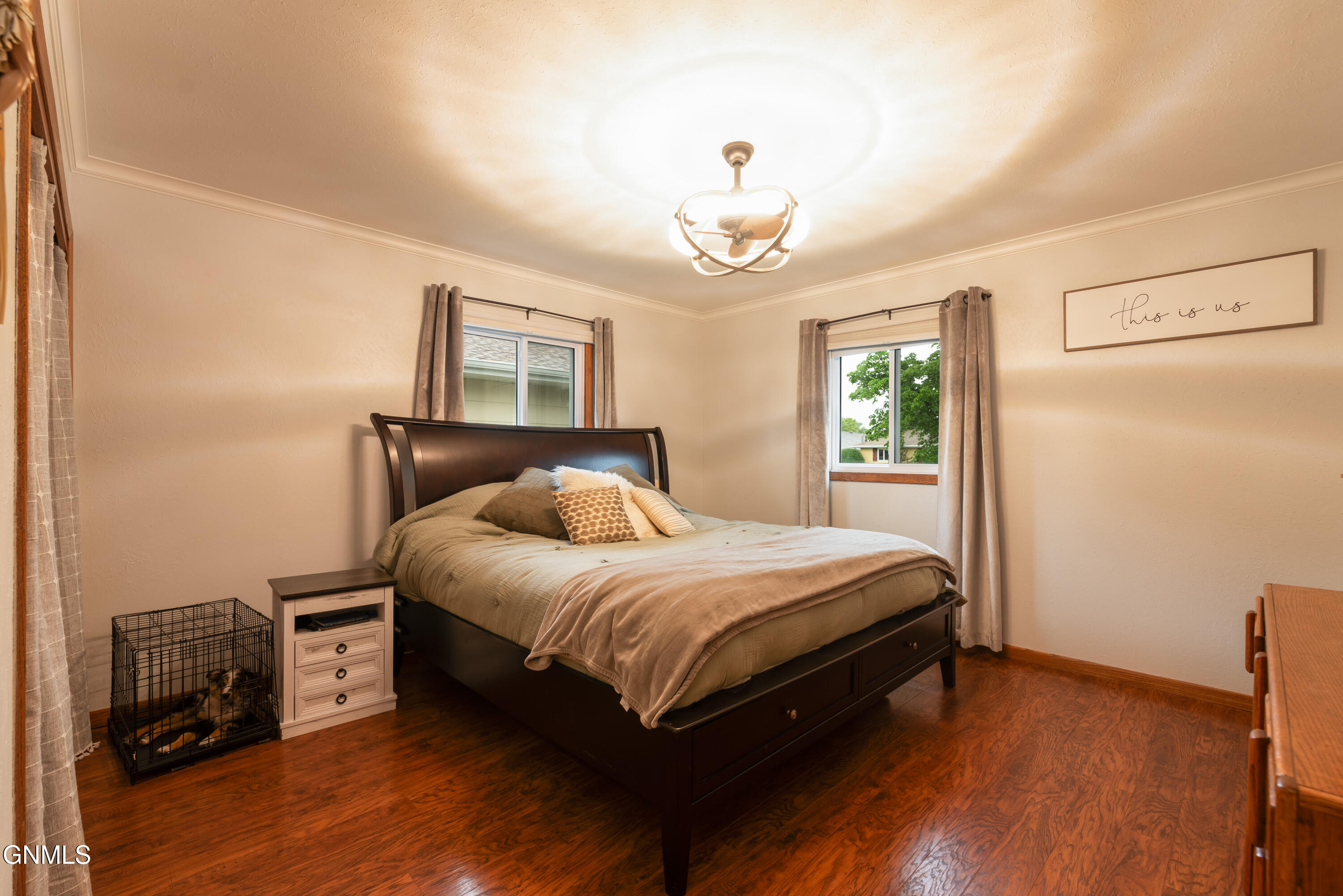property viewer photo 18