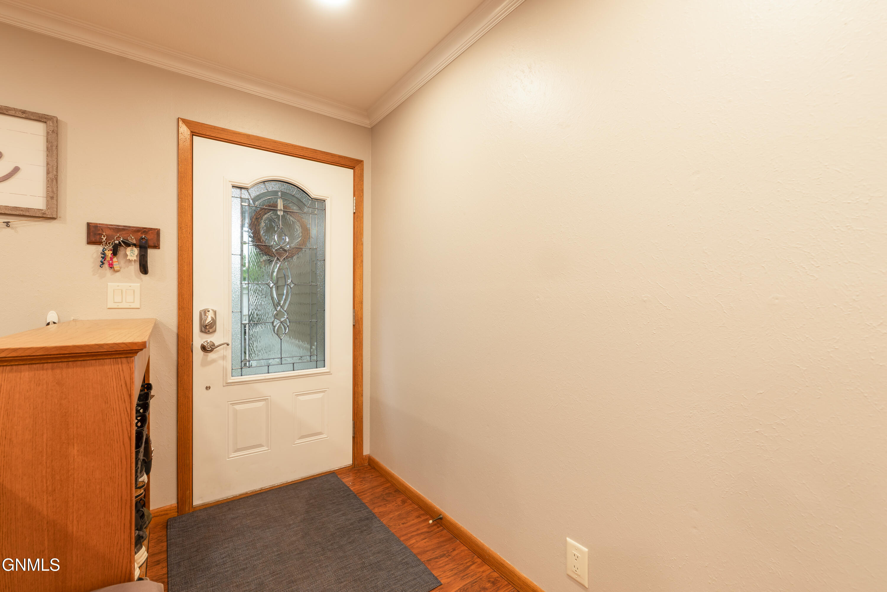 property viewer photo 2