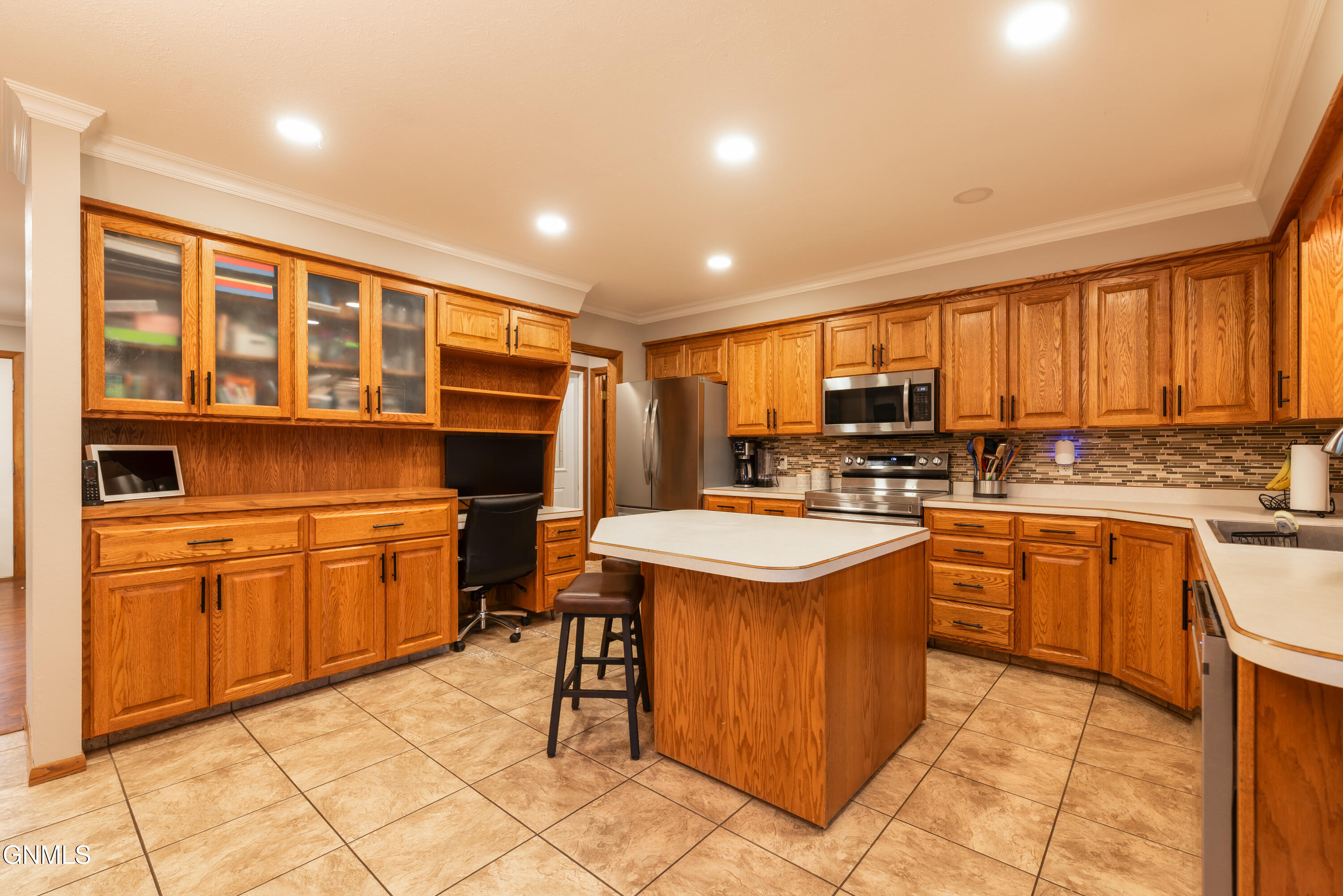 property viewer photo 9