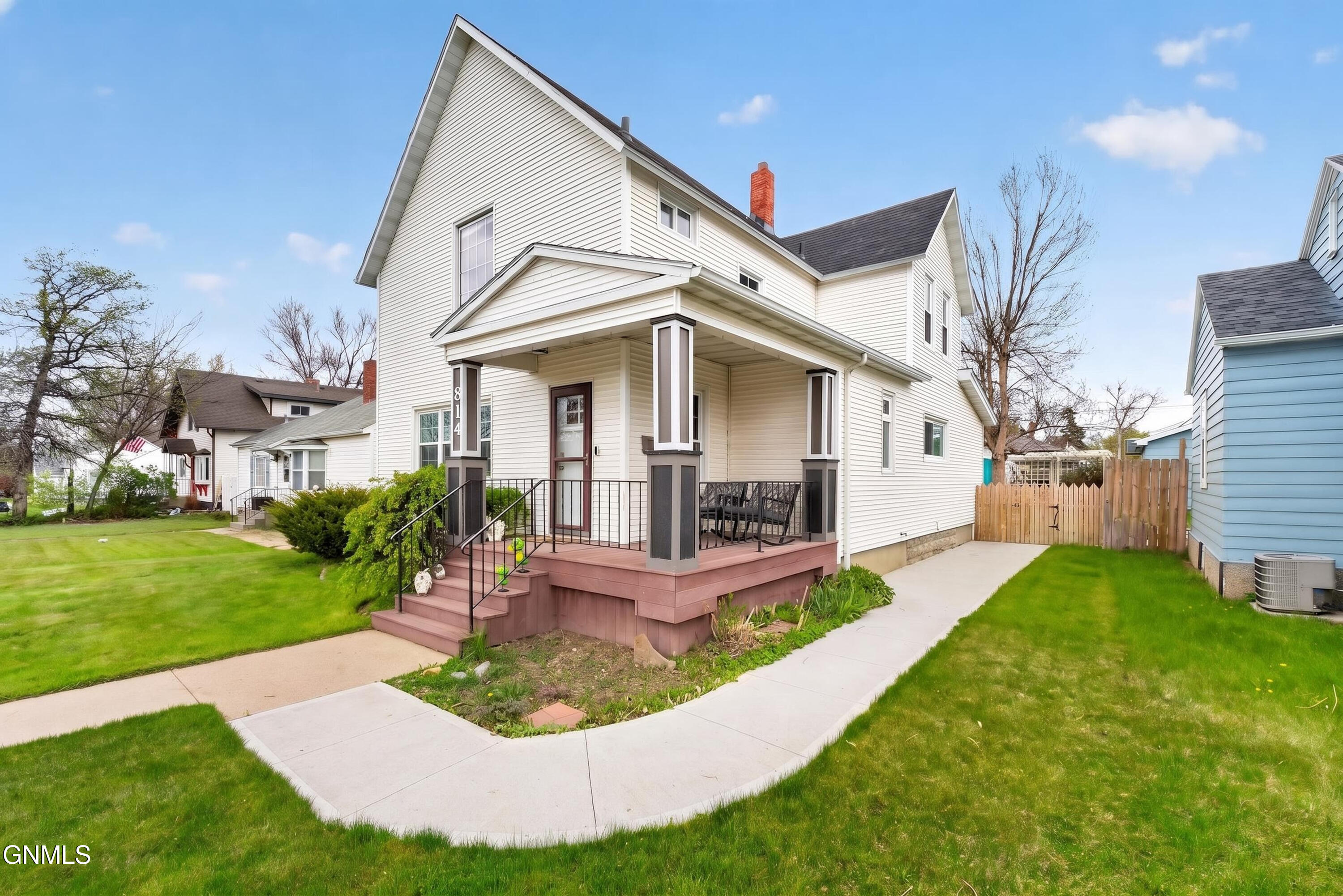 main property photo 1