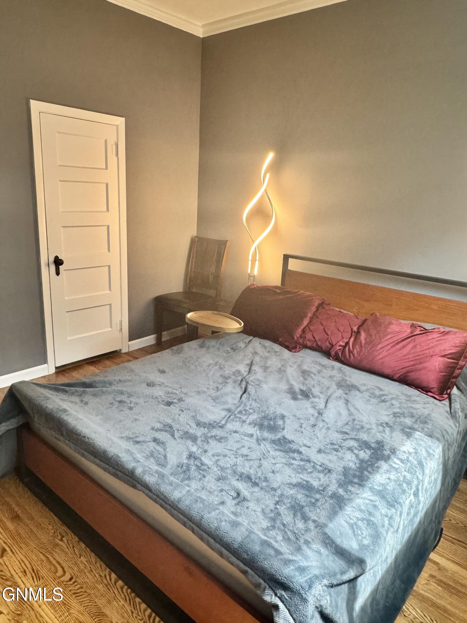 main property photo 31