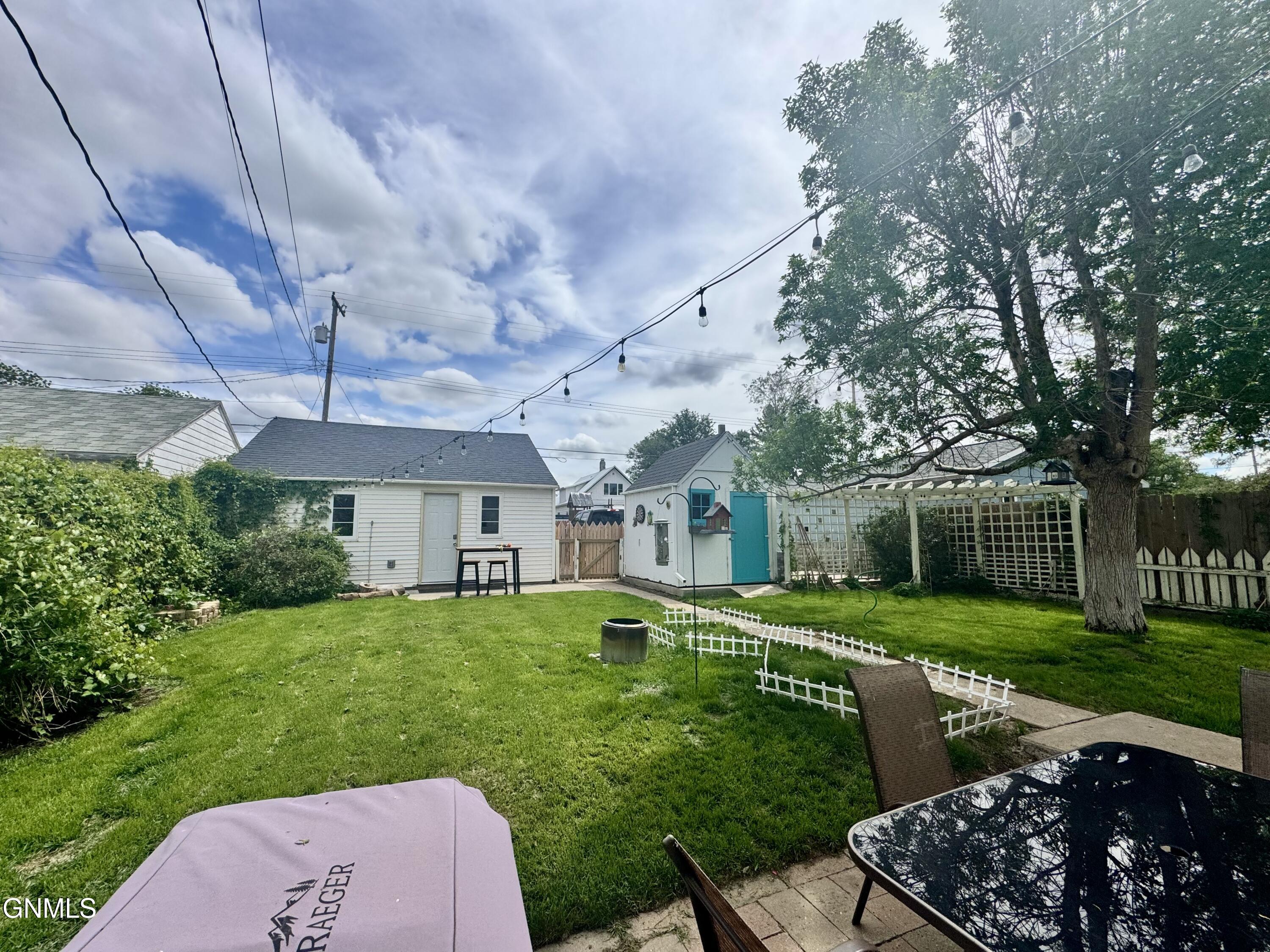 main property photo 47