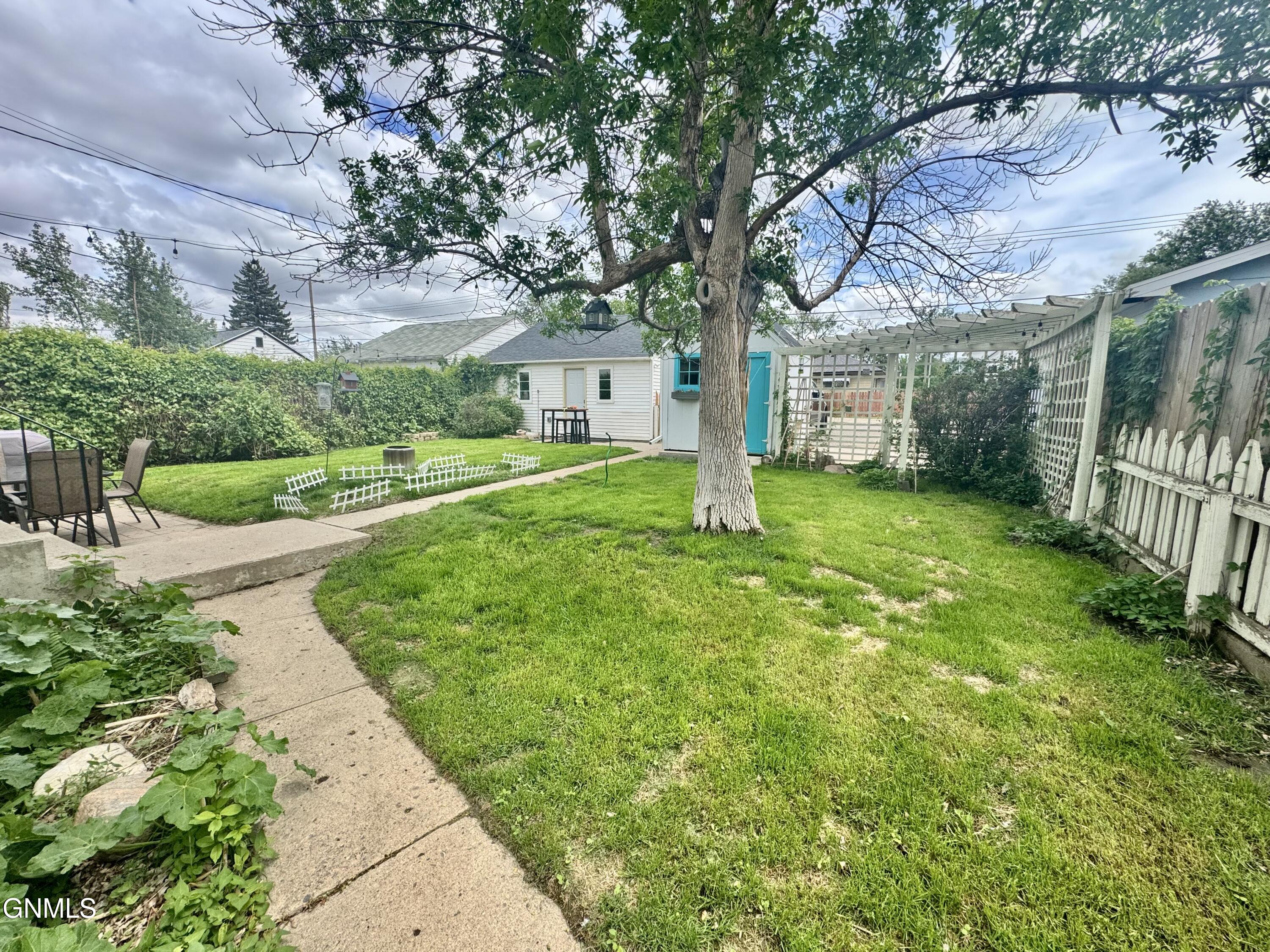 main property photo 49