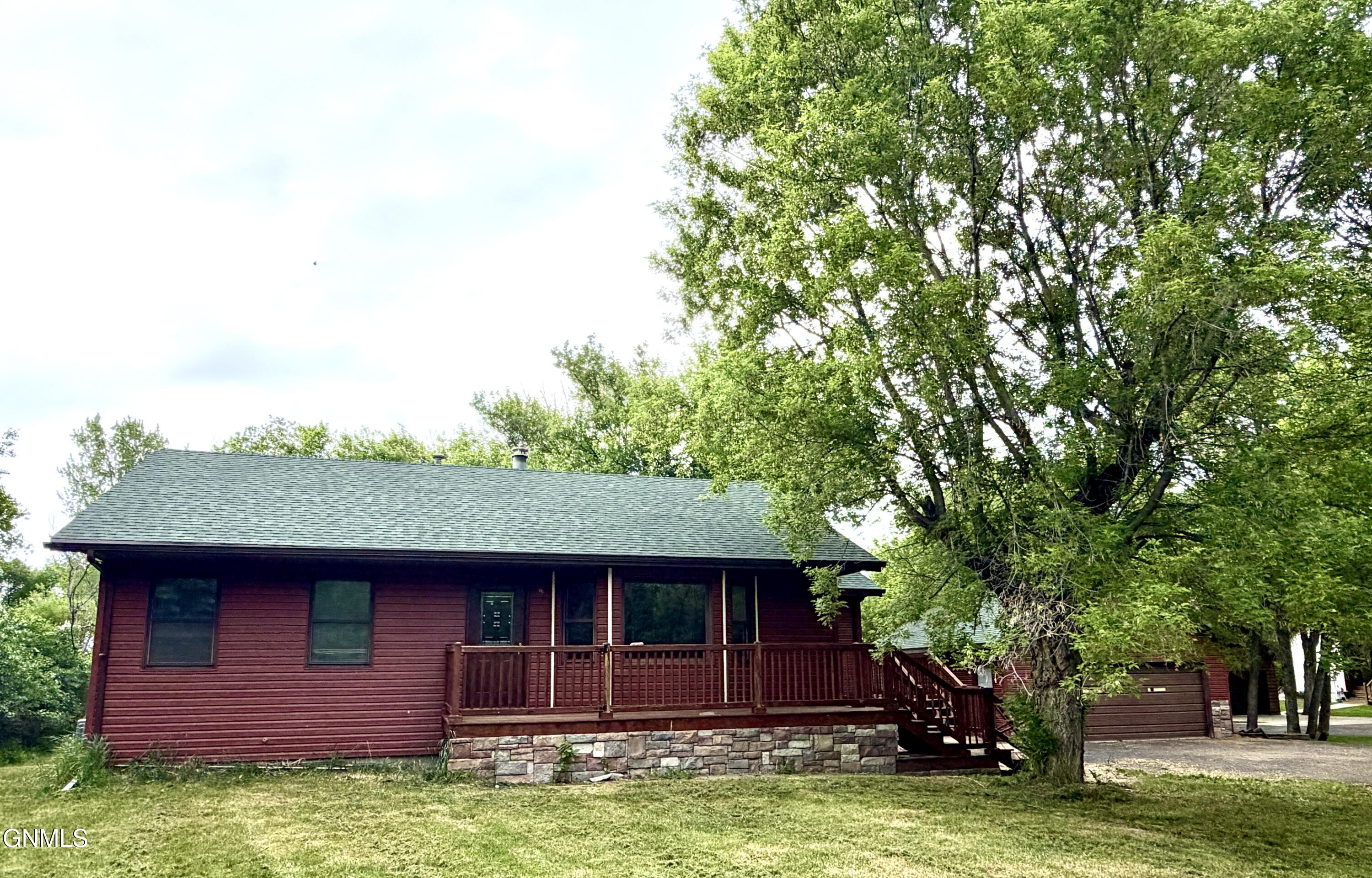 main property photo 42