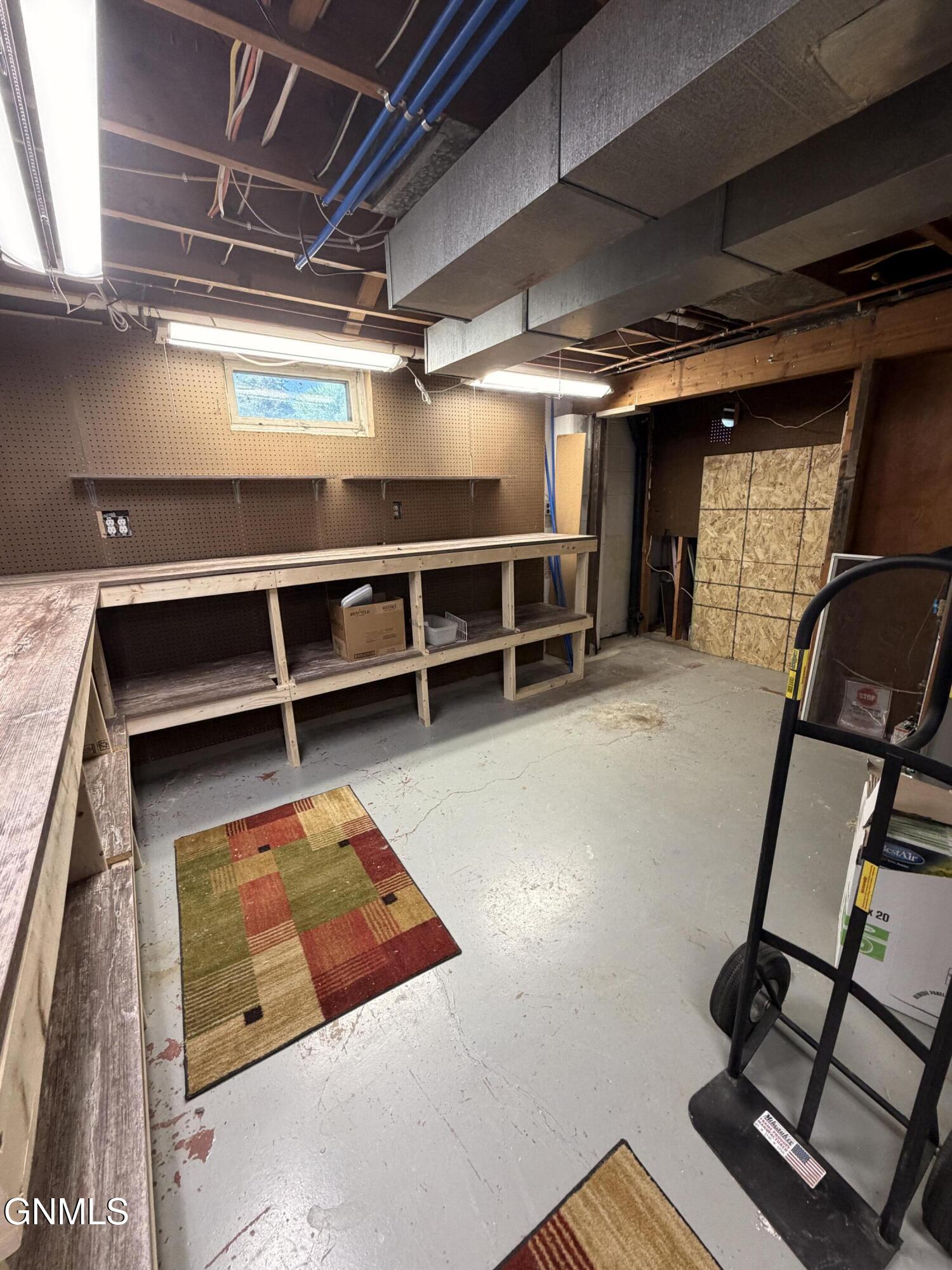 property viewer photo 23