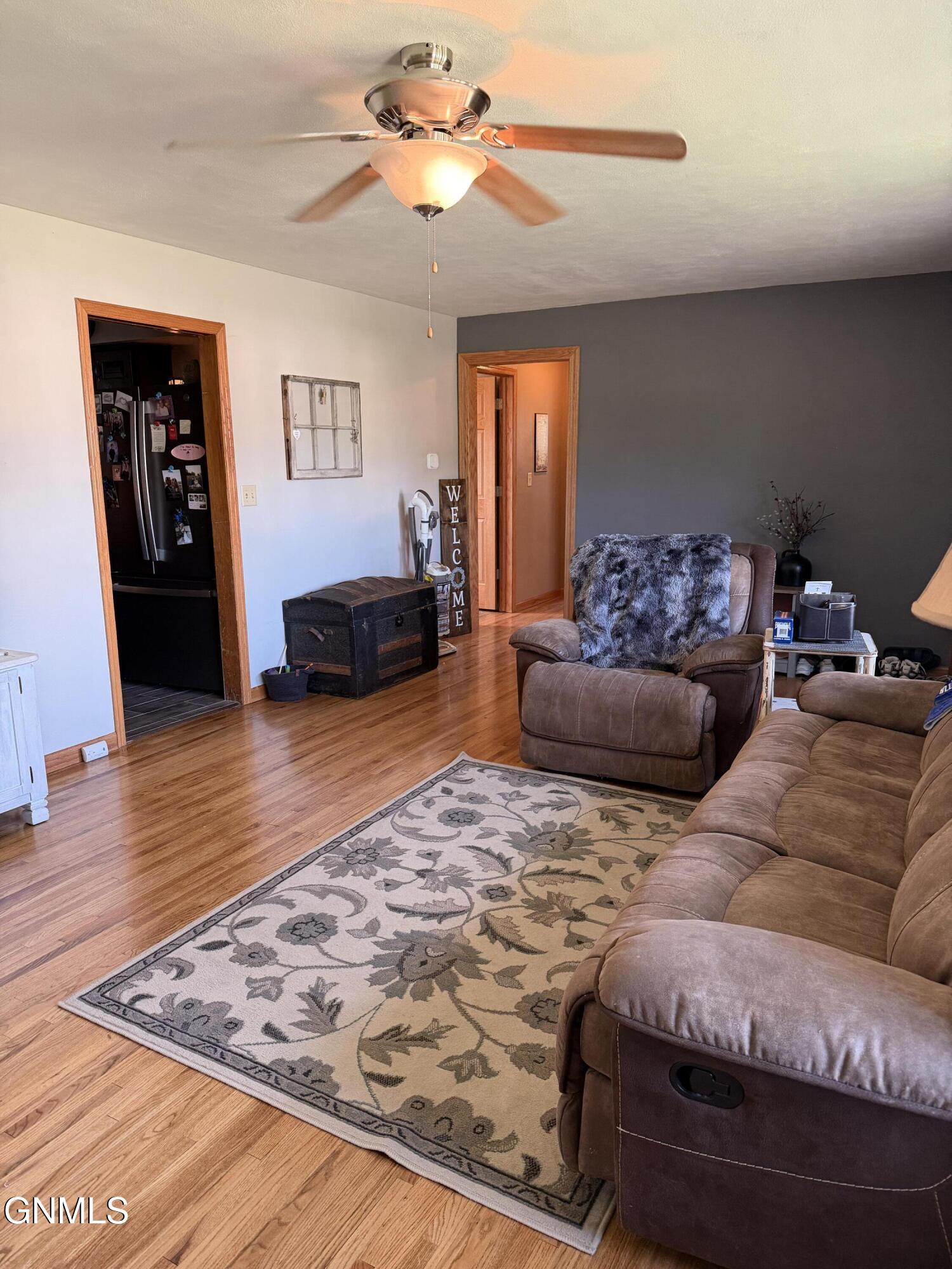 property viewer photo 5