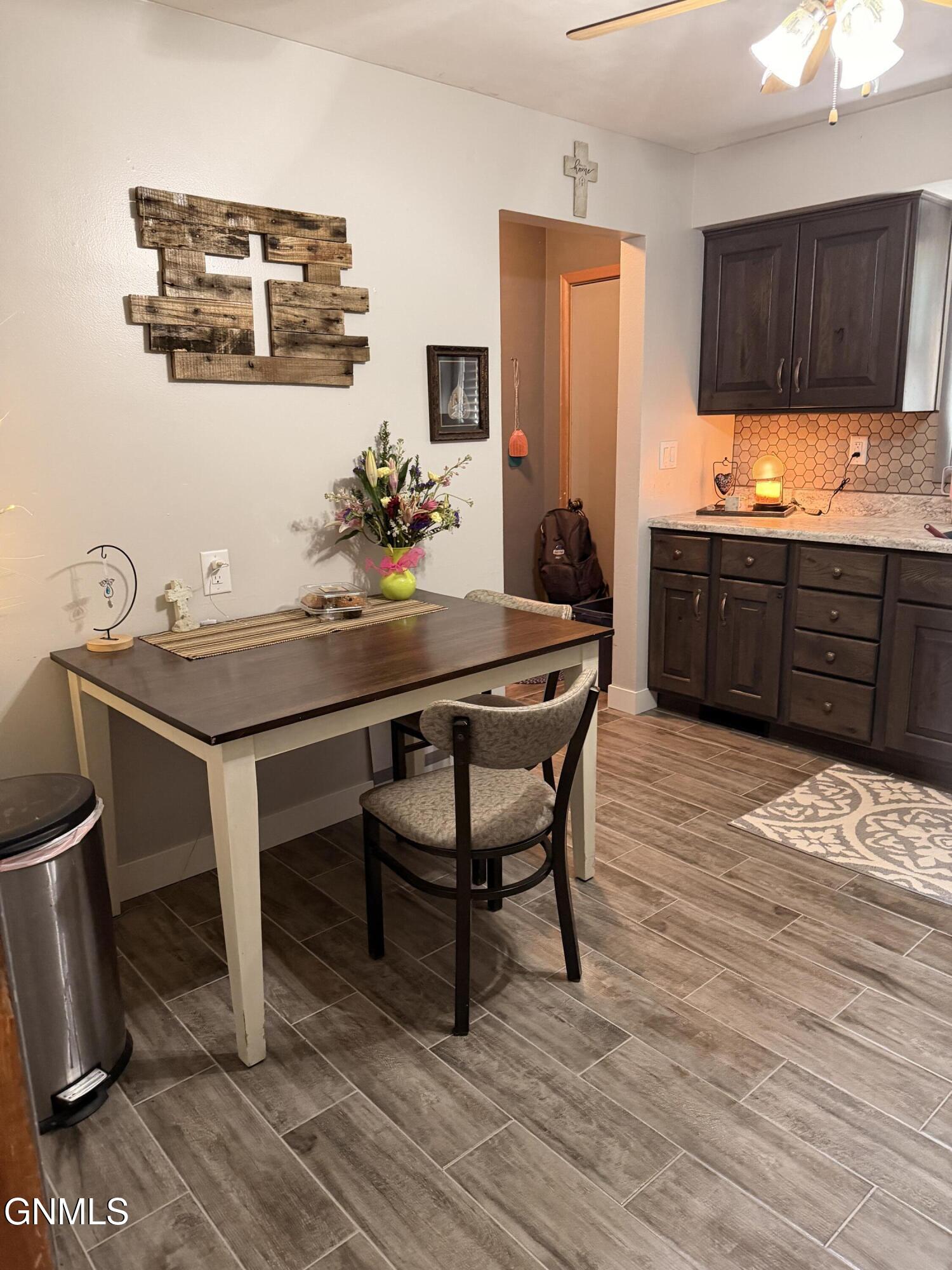 property viewer photo 8