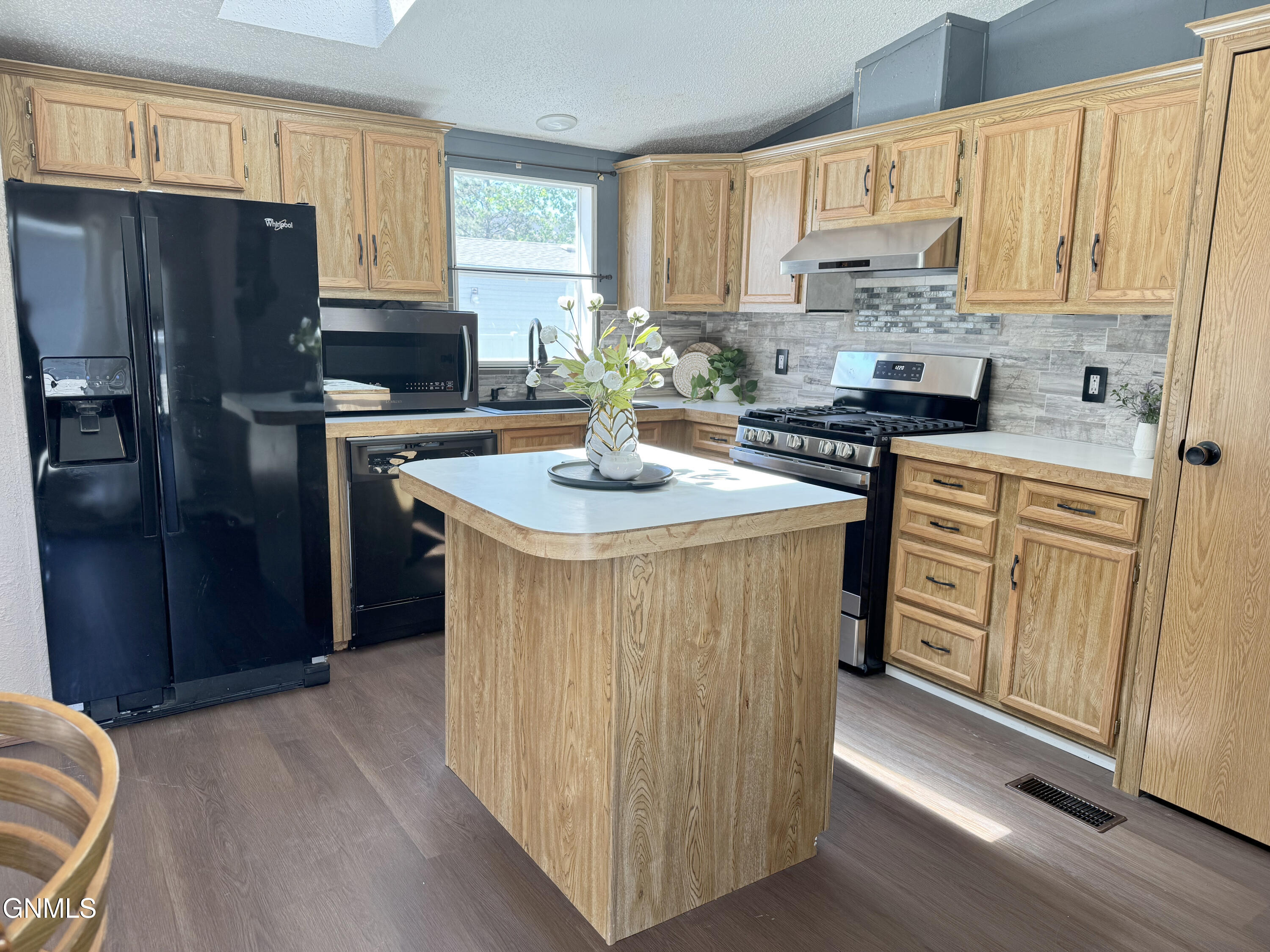property viewer photo 11
