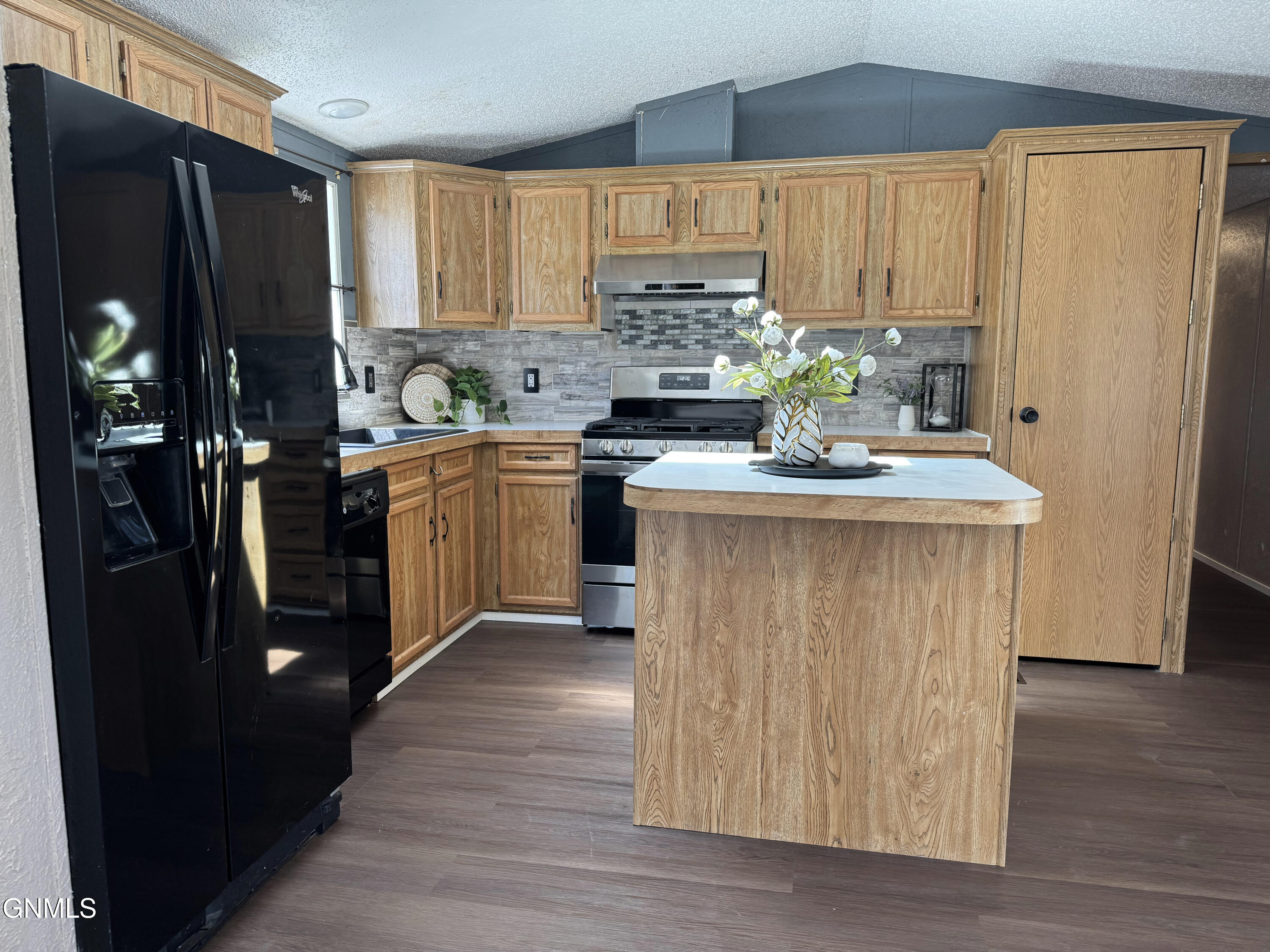 property viewer photo 13