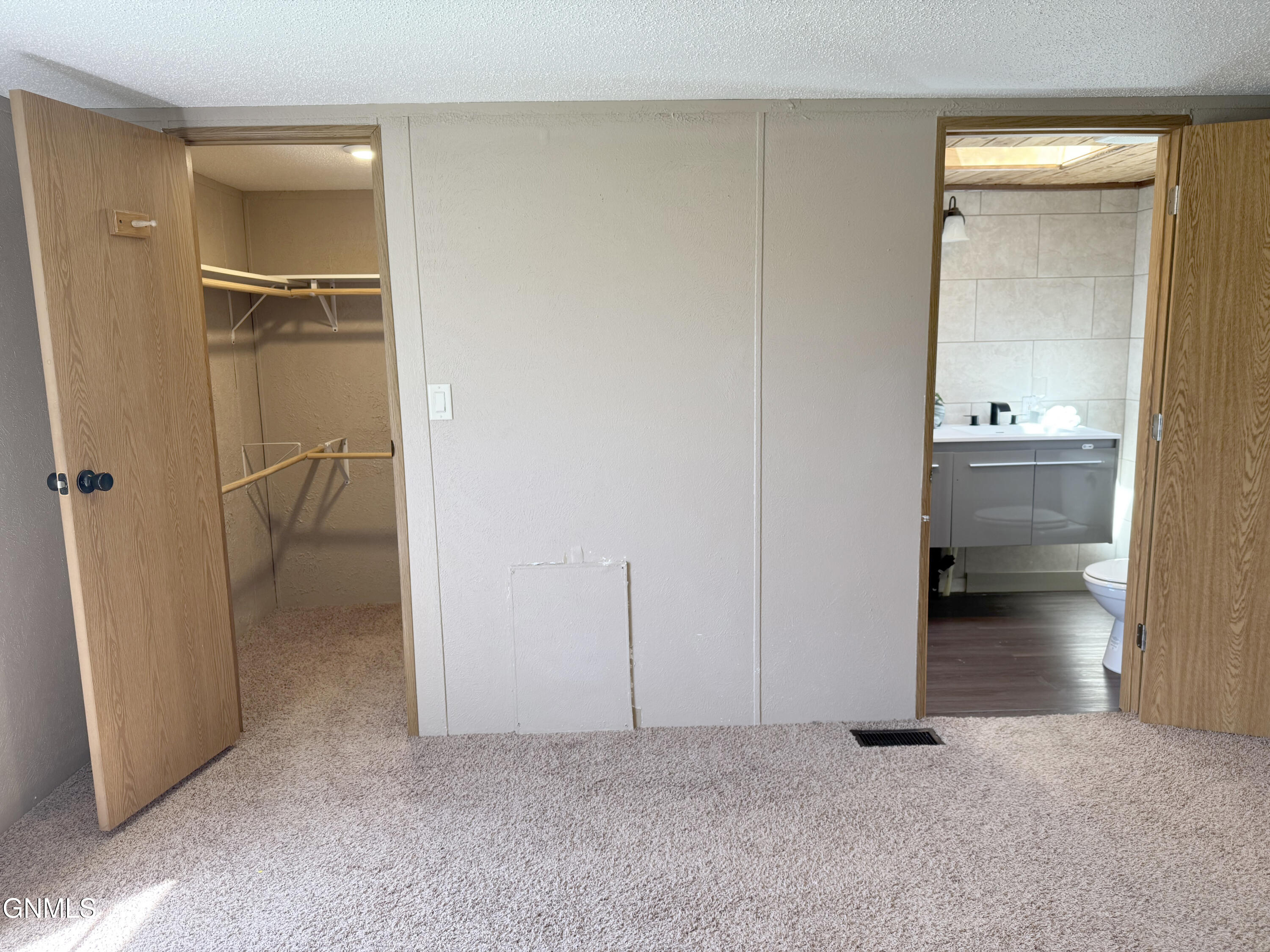 property viewer photo 18