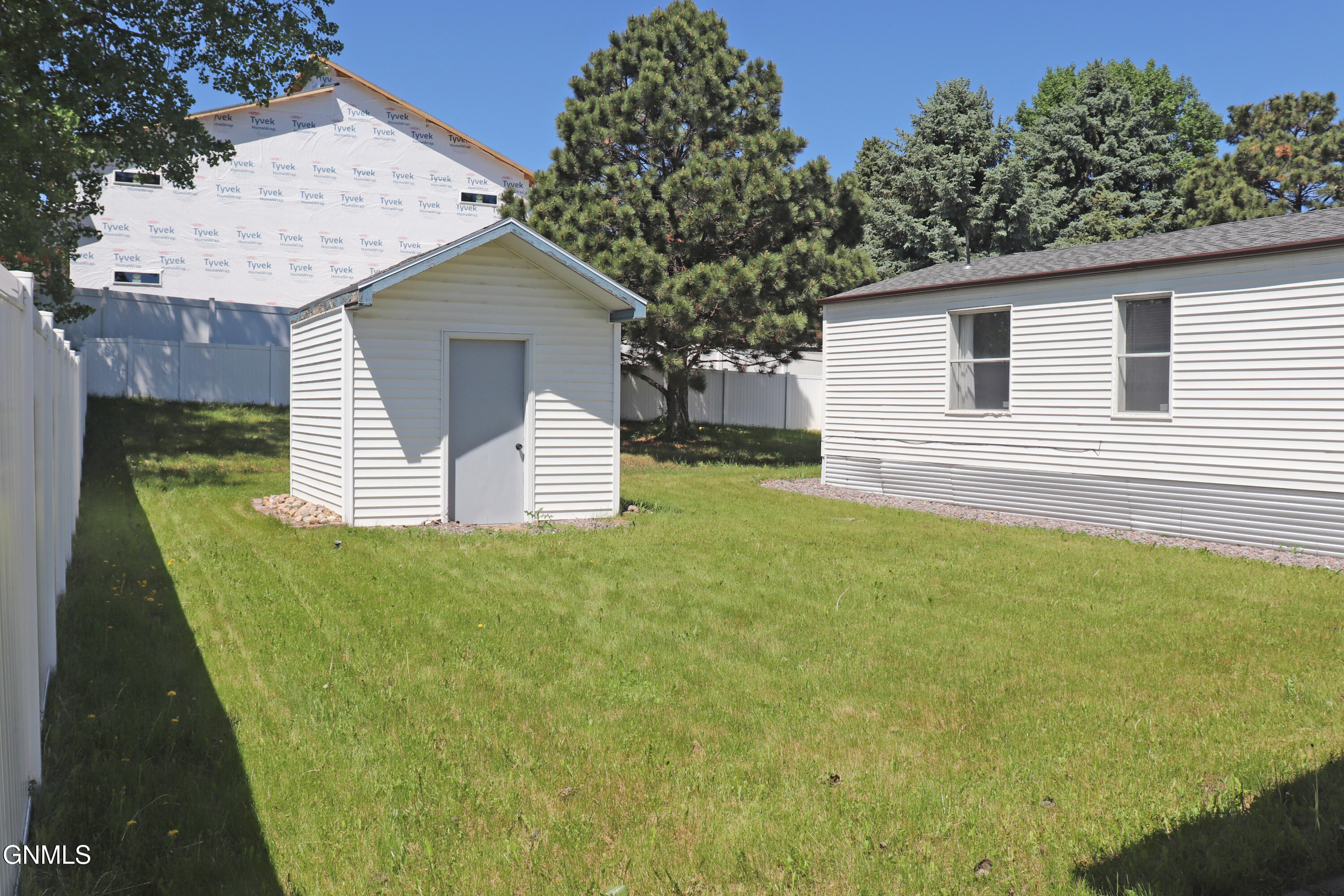 property viewer photo 2