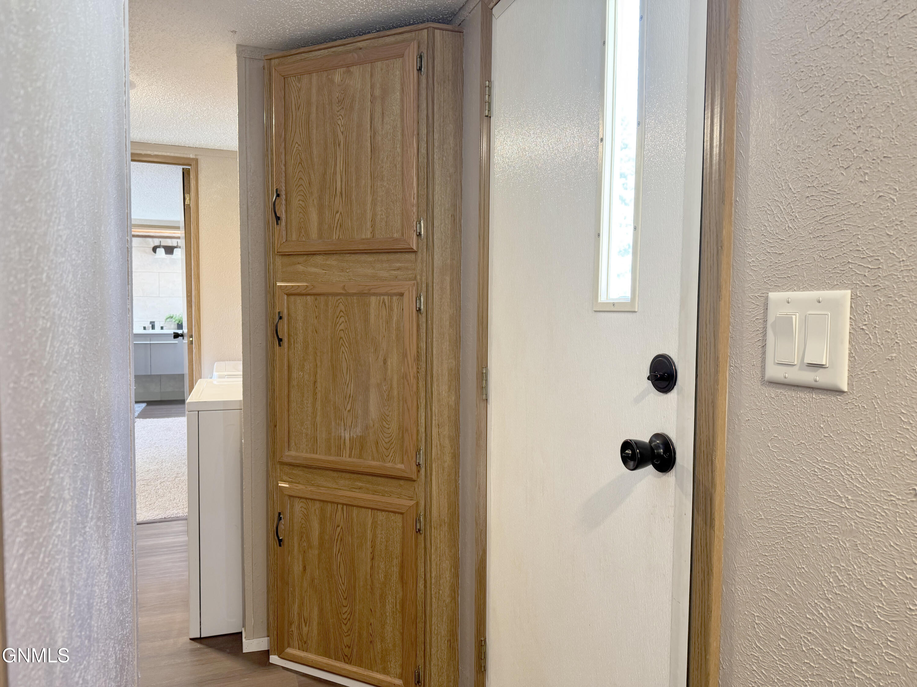property viewer photo 27