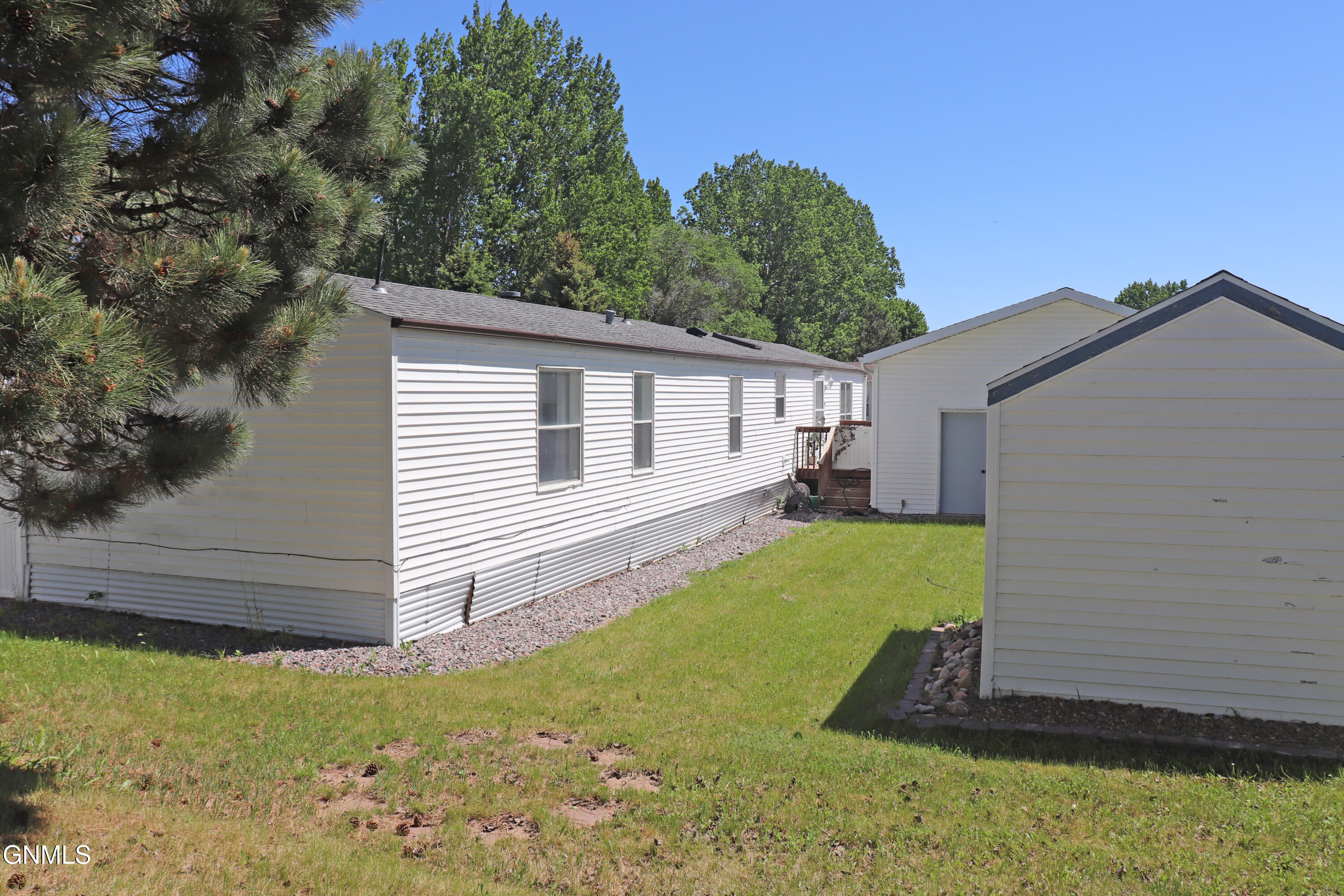 property viewer photo 33
