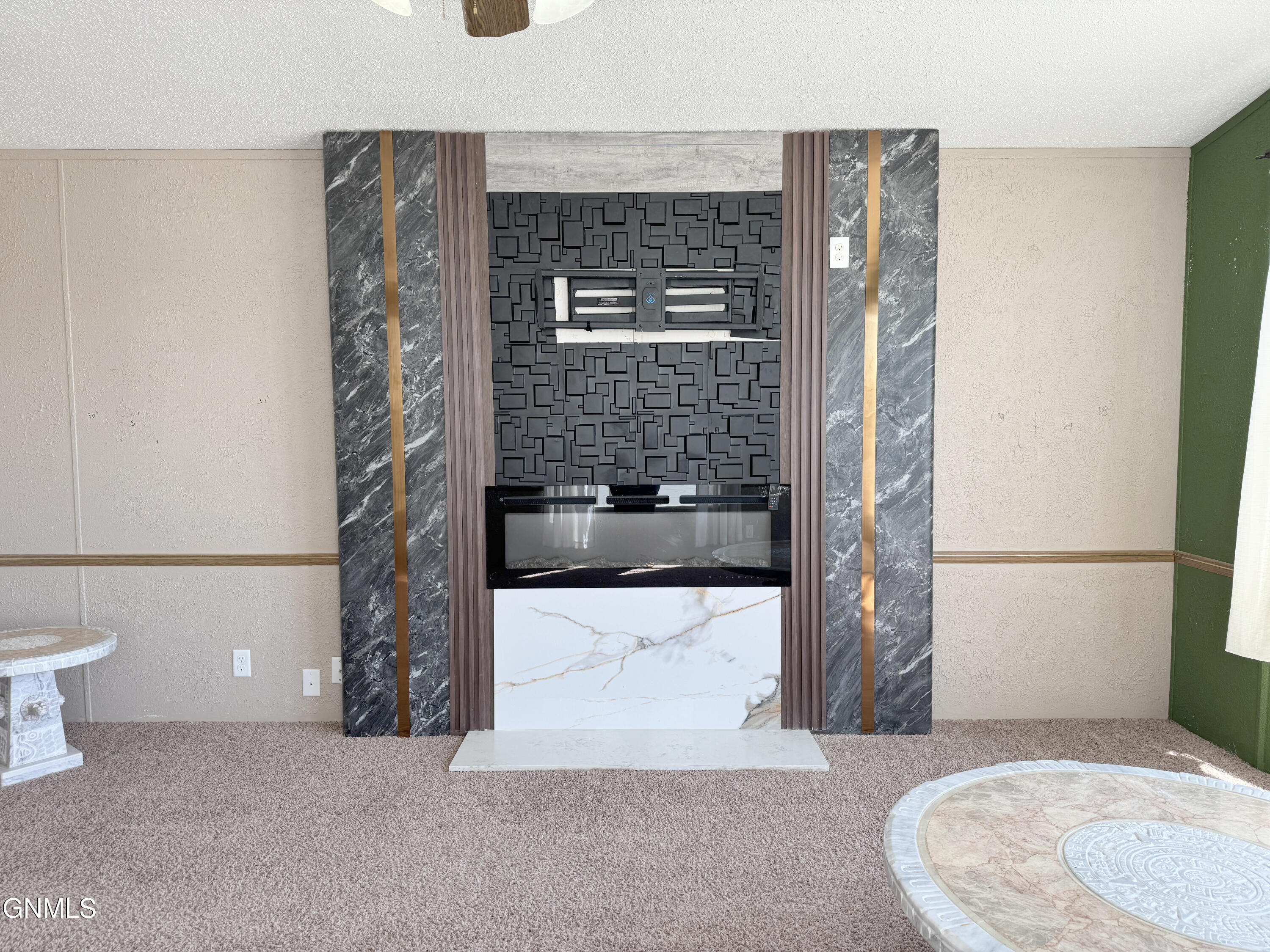 property viewer photo 5