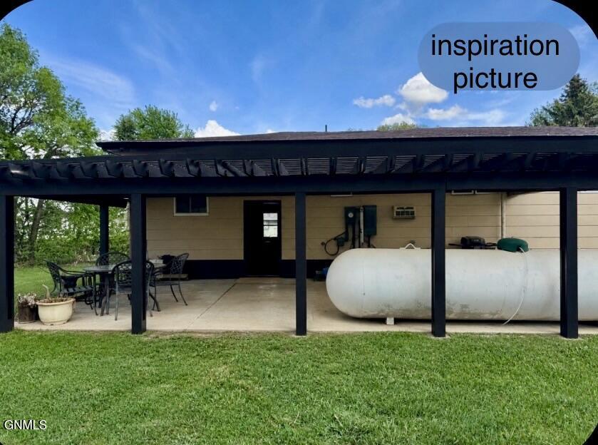 main property photo 33