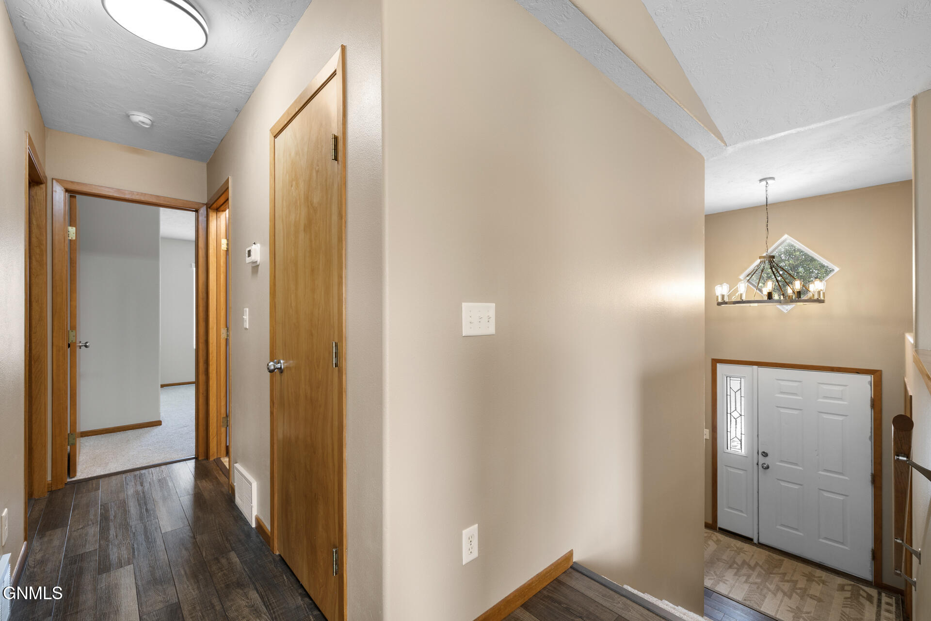 property viewer photo 25