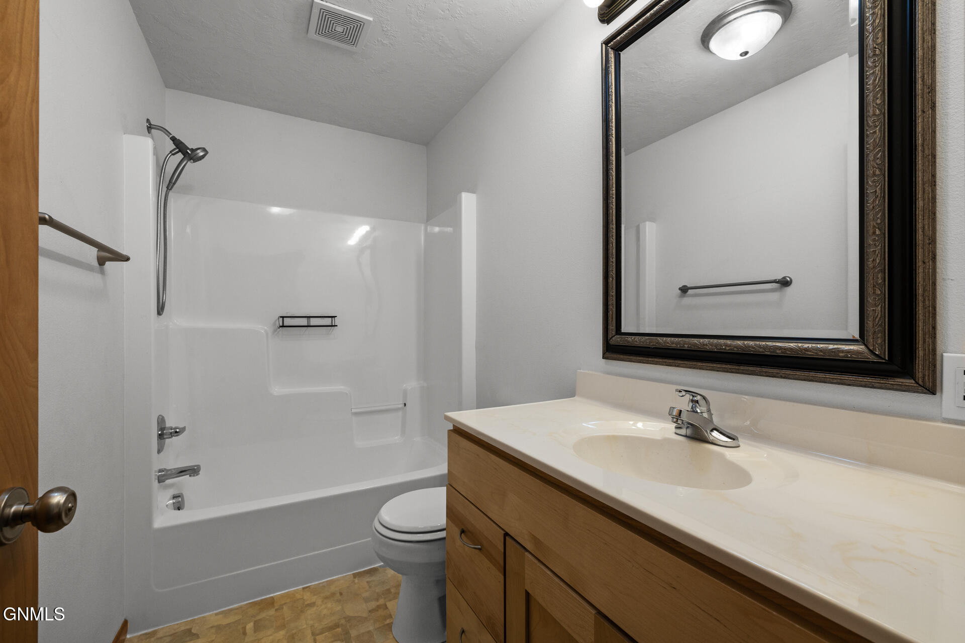 property viewer photo 28