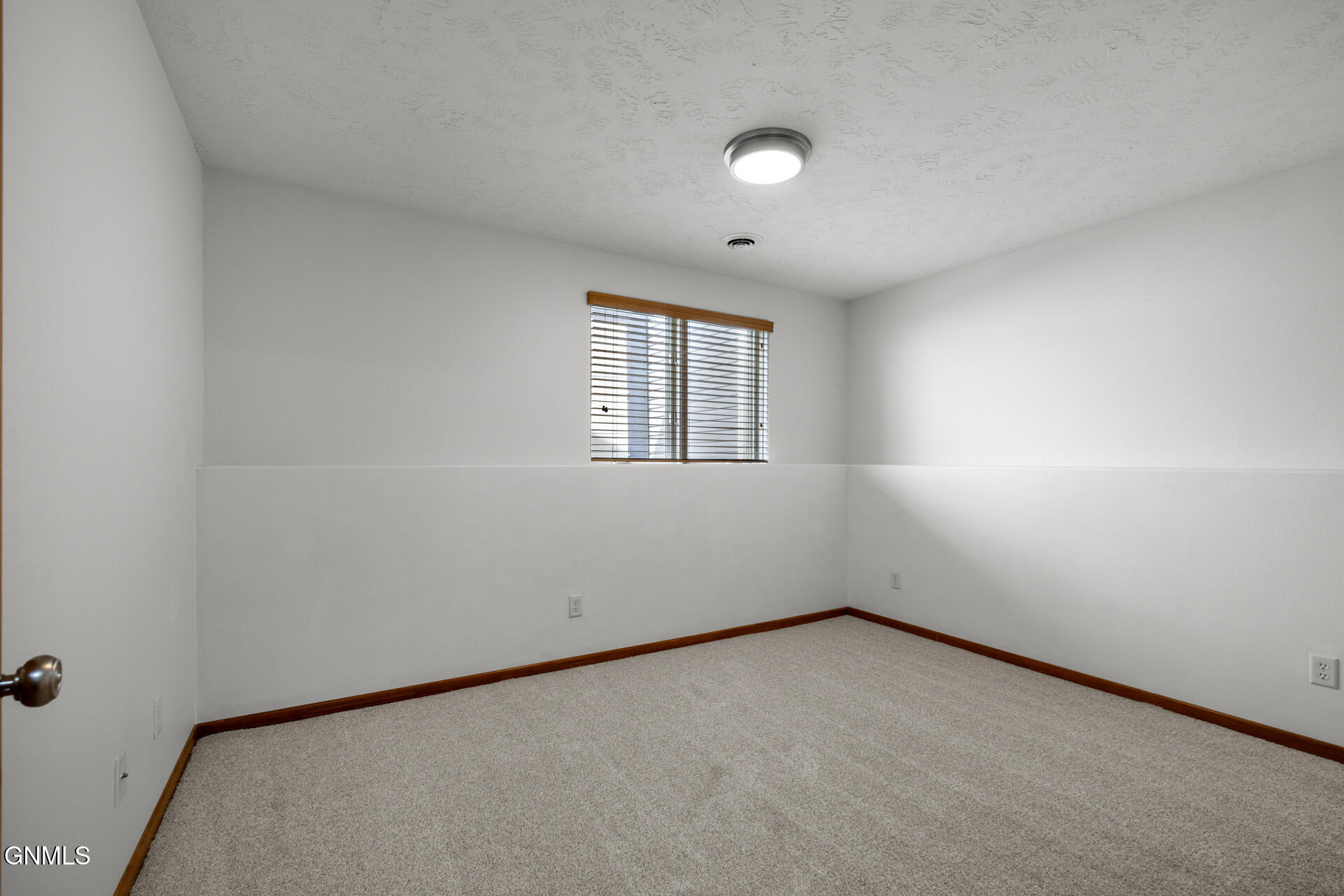 property viewer photo 39
