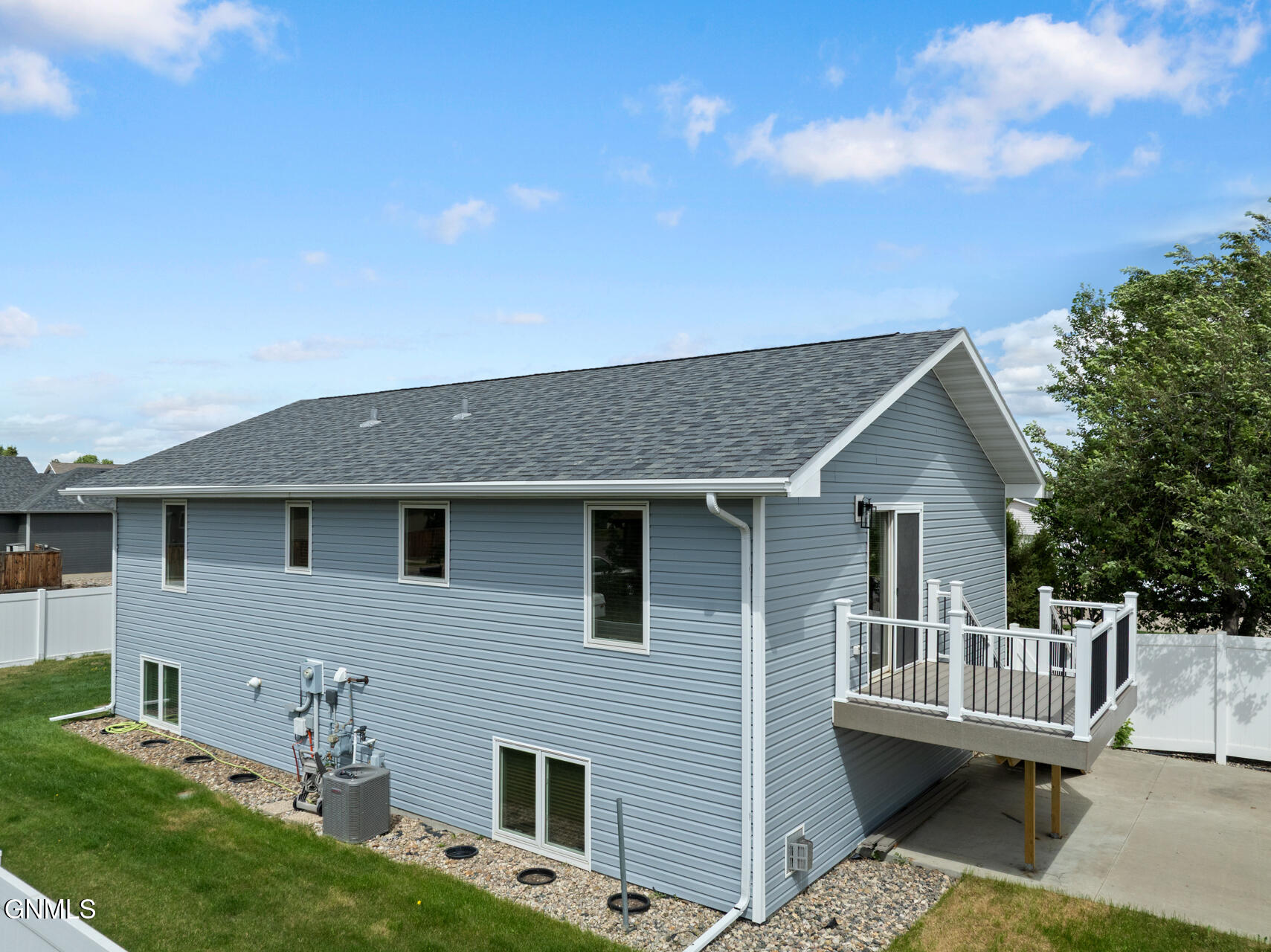 property viewer photo 4