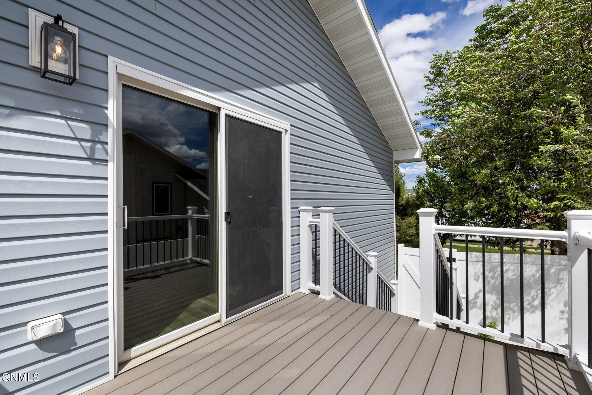 property viewer photo 5